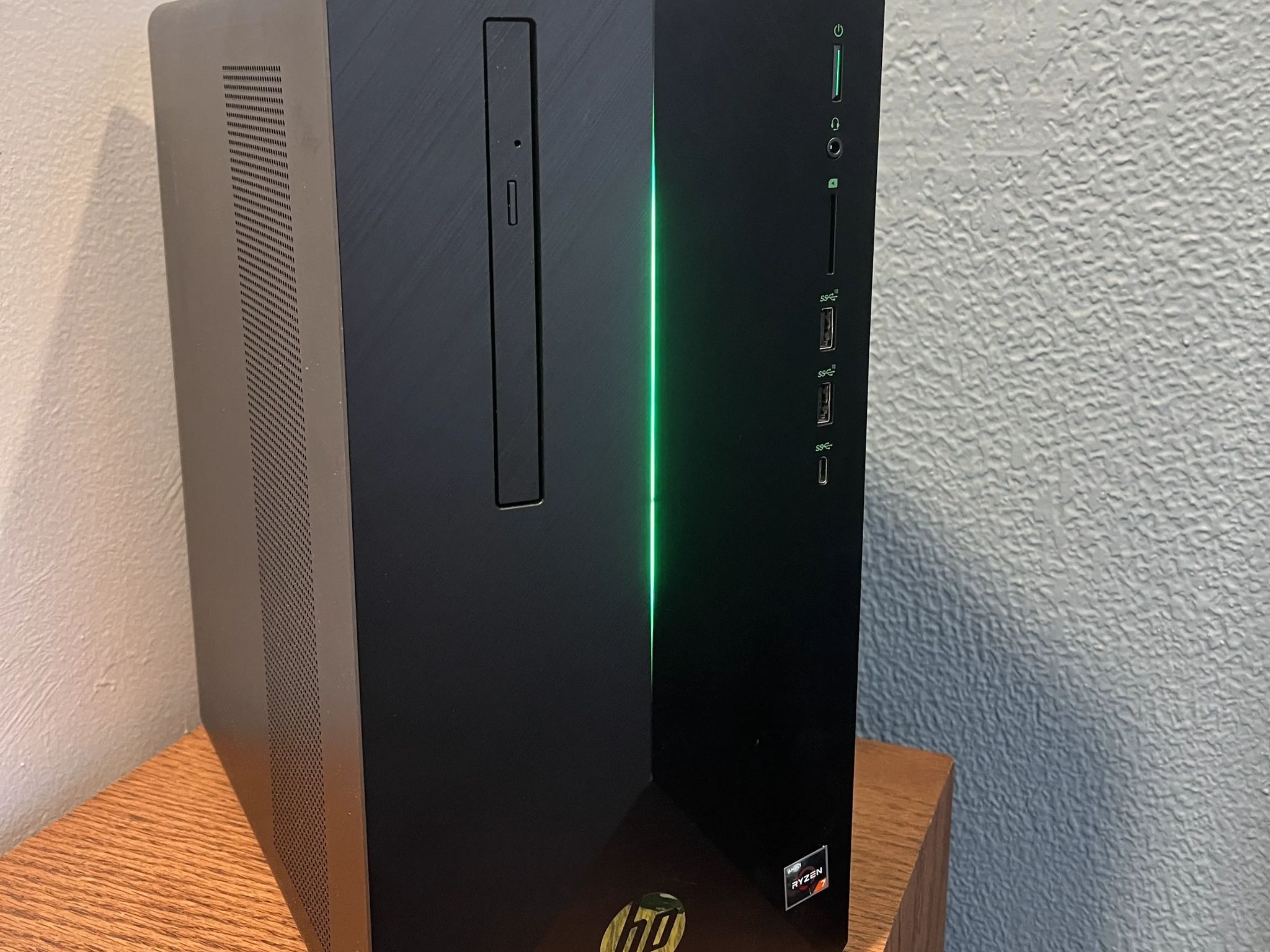 HP Gaming 690 Ryzen 7 1700, GTX 1060 6GB, 16GB DDR4, 512 GB NVME