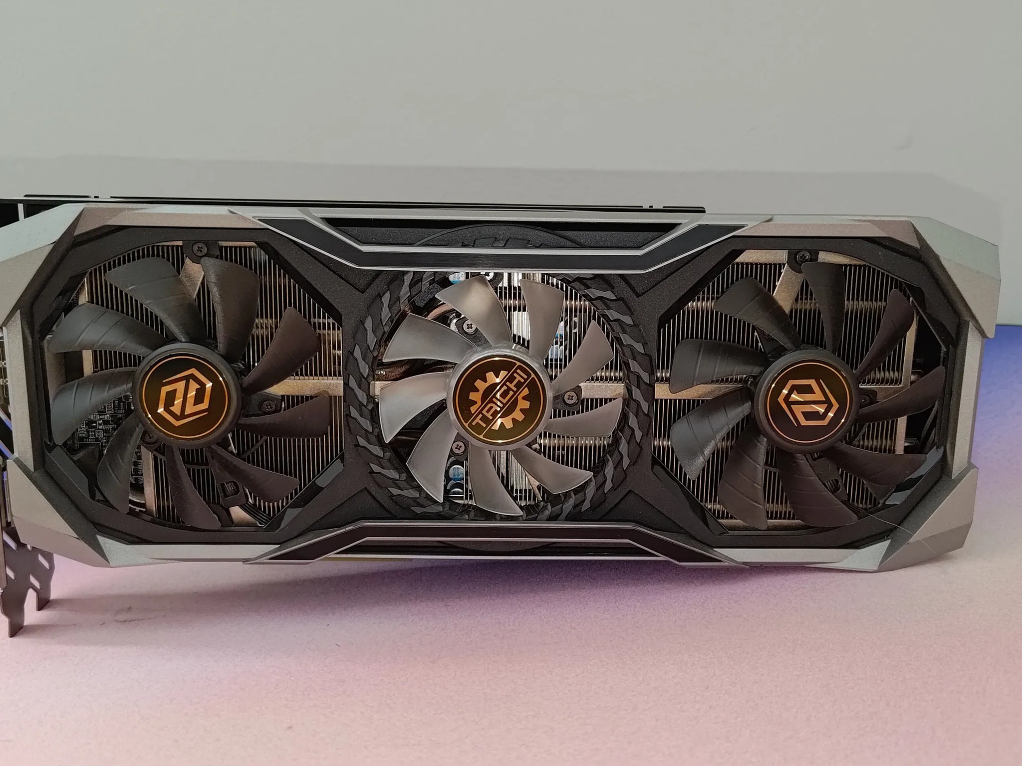 ASRock Taichi RX 5700XT