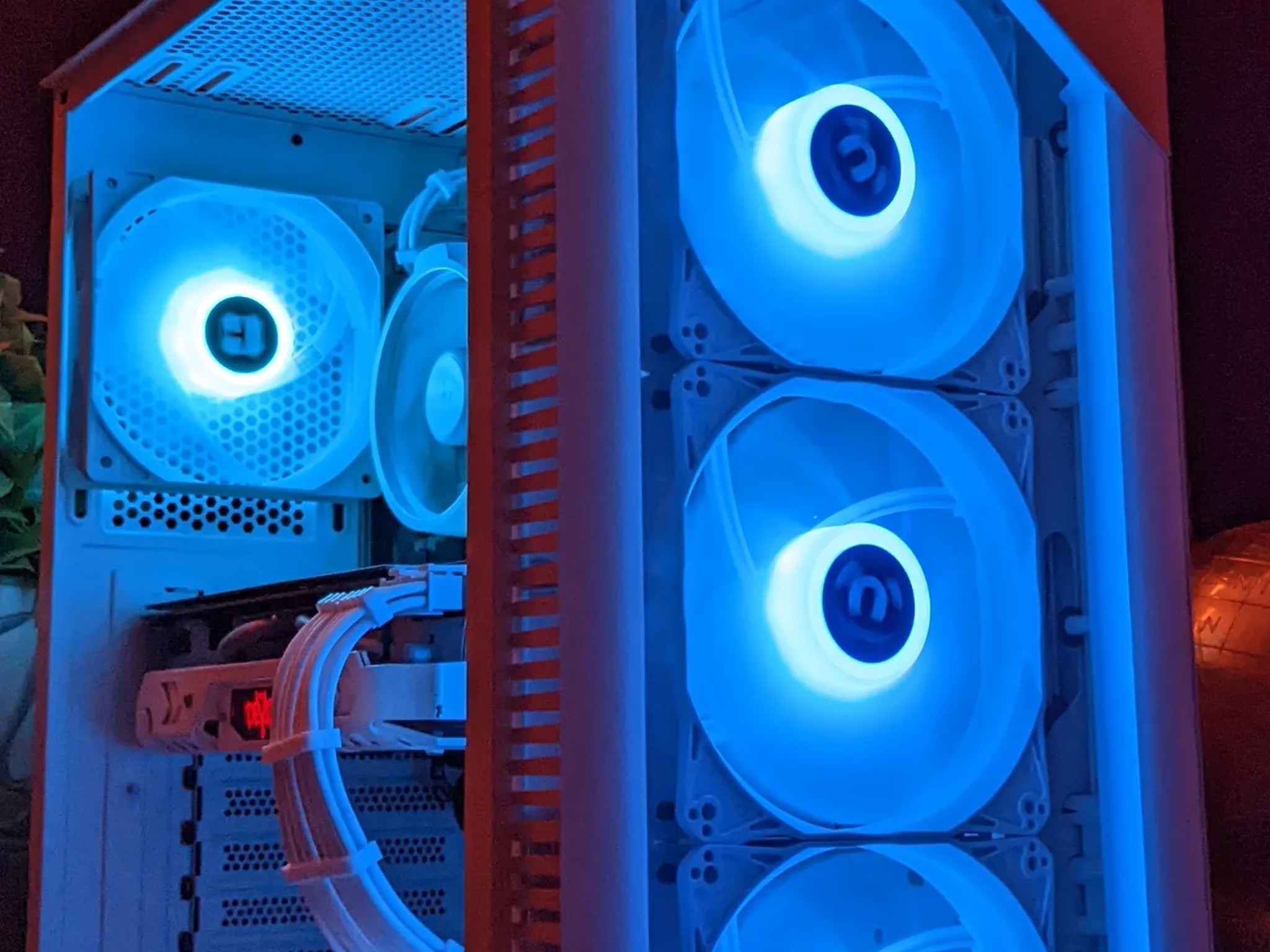 ⚪️Diablo Albus🔥🔥🔥| RX 580 8GB| Ryzen 5| 32GB TFORCE DDR4 RAM| 1TB SSD|Windows 11 Pro