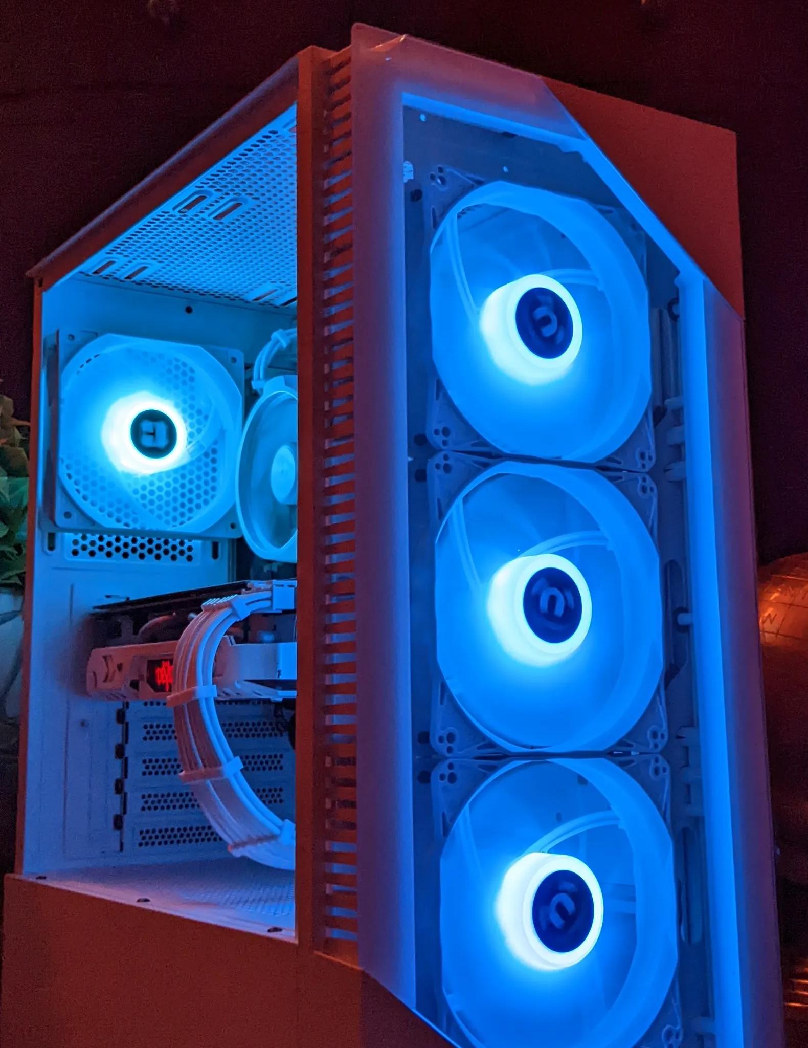 ⚪️Diablo Albus🔥🔥🔥| RX 580 8GB| Ryzen 5| 32GB TFORCE DDR4 RAM| 1TB SSD|Windows 11 Pro