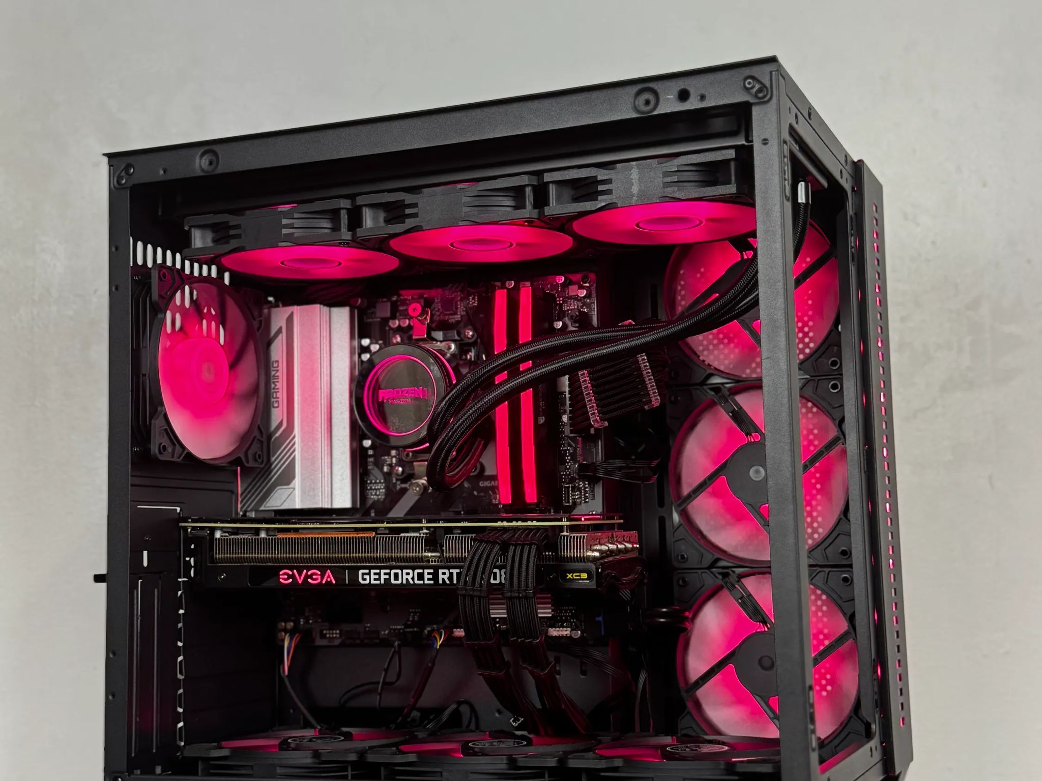 🖤Black🖤 High-End Gaming PC (Ryzen 5 7500f + RTX 3080 + 32gb of ram)
