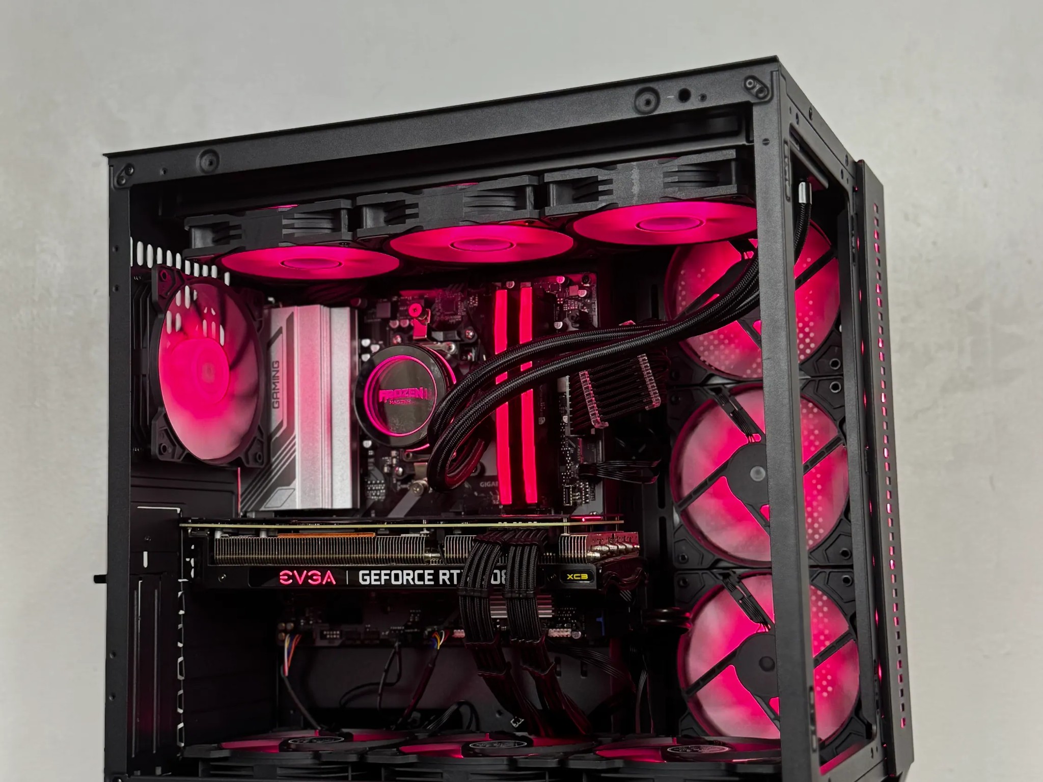 🖤Black🖤 High-End Gaming PC (Ryzen 5 7500f + RTX 3080 + 32gb of ram)