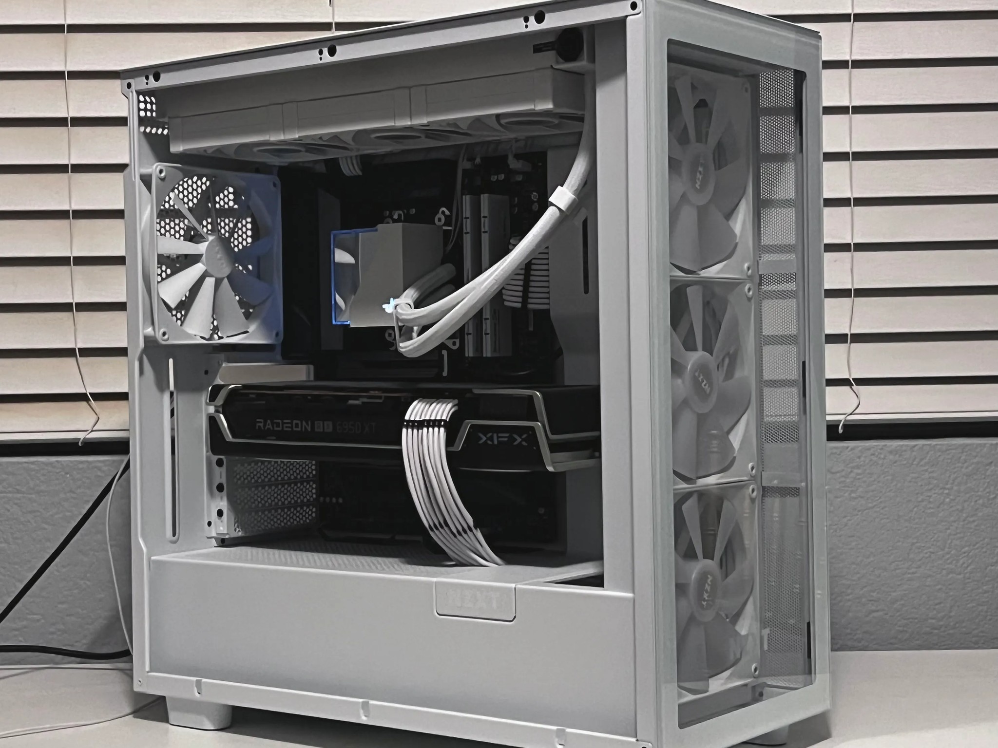 4K Gaming/Streaming PC [ Ryzen 7 7800X3D | RX6950XT ]