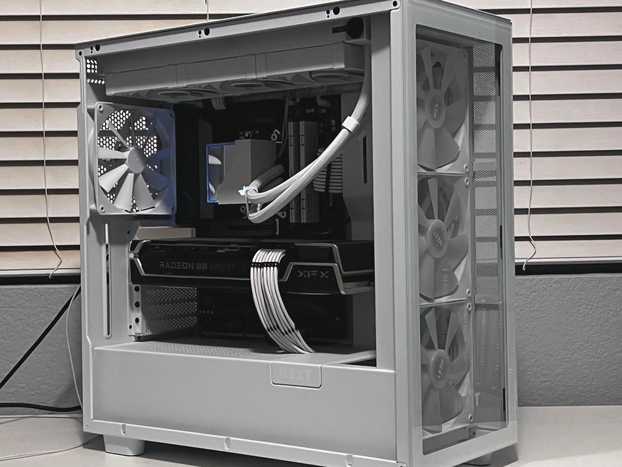 4K Gaming/Streaming PC [ Ryzen 7 7800X3D | RX6950XT ]