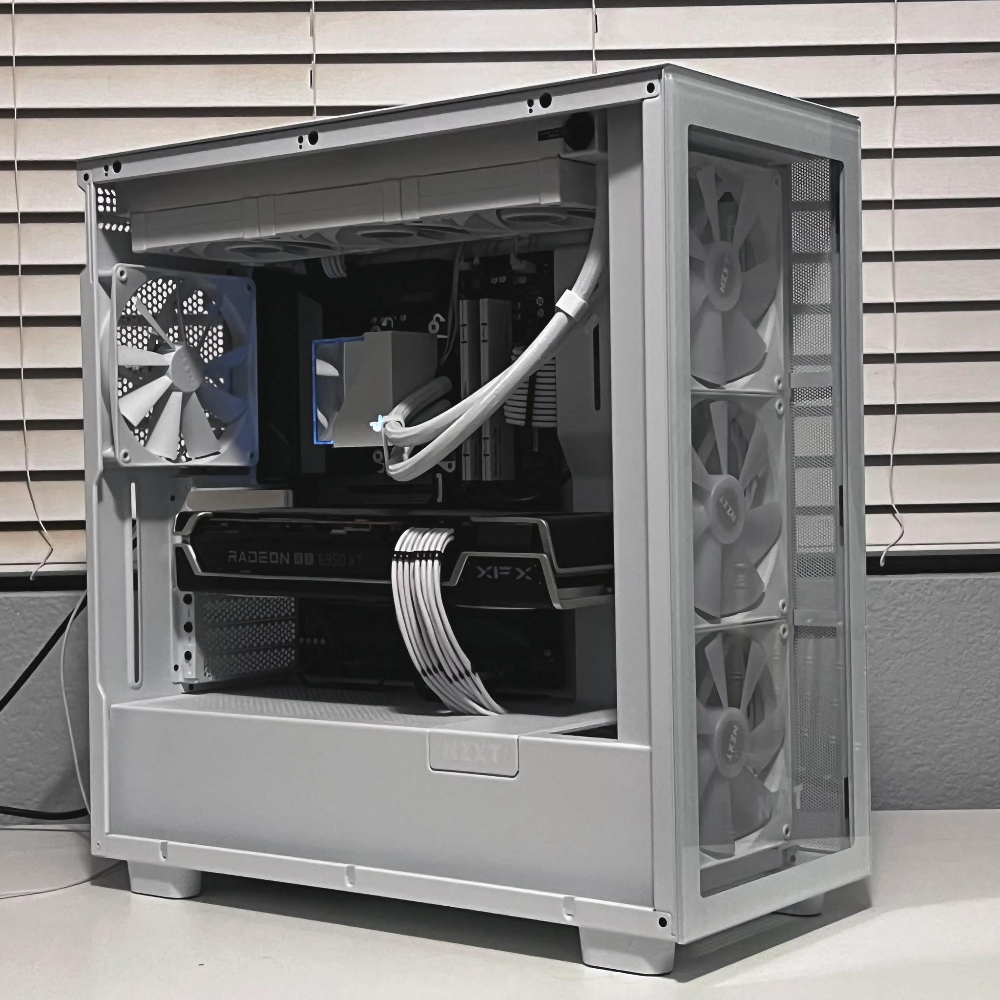 4K Gaming/Streaming PC [ Ryzen 7 7800X3D | RX6950XT ]