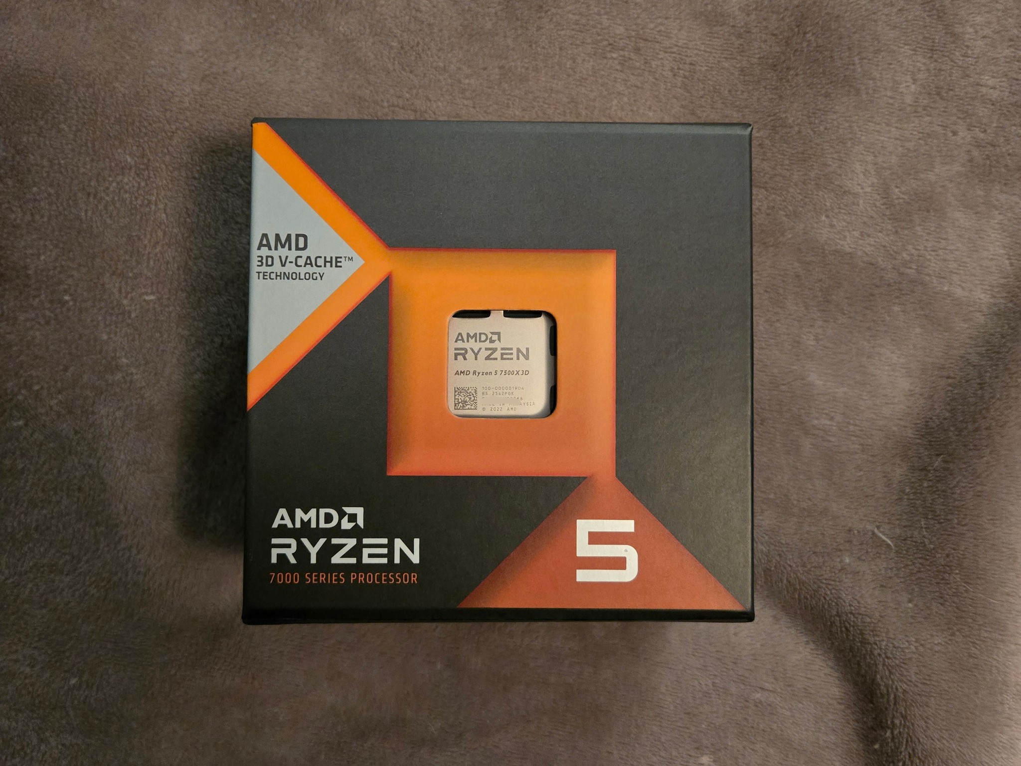 AMD RYZEN 7500X3D NIB