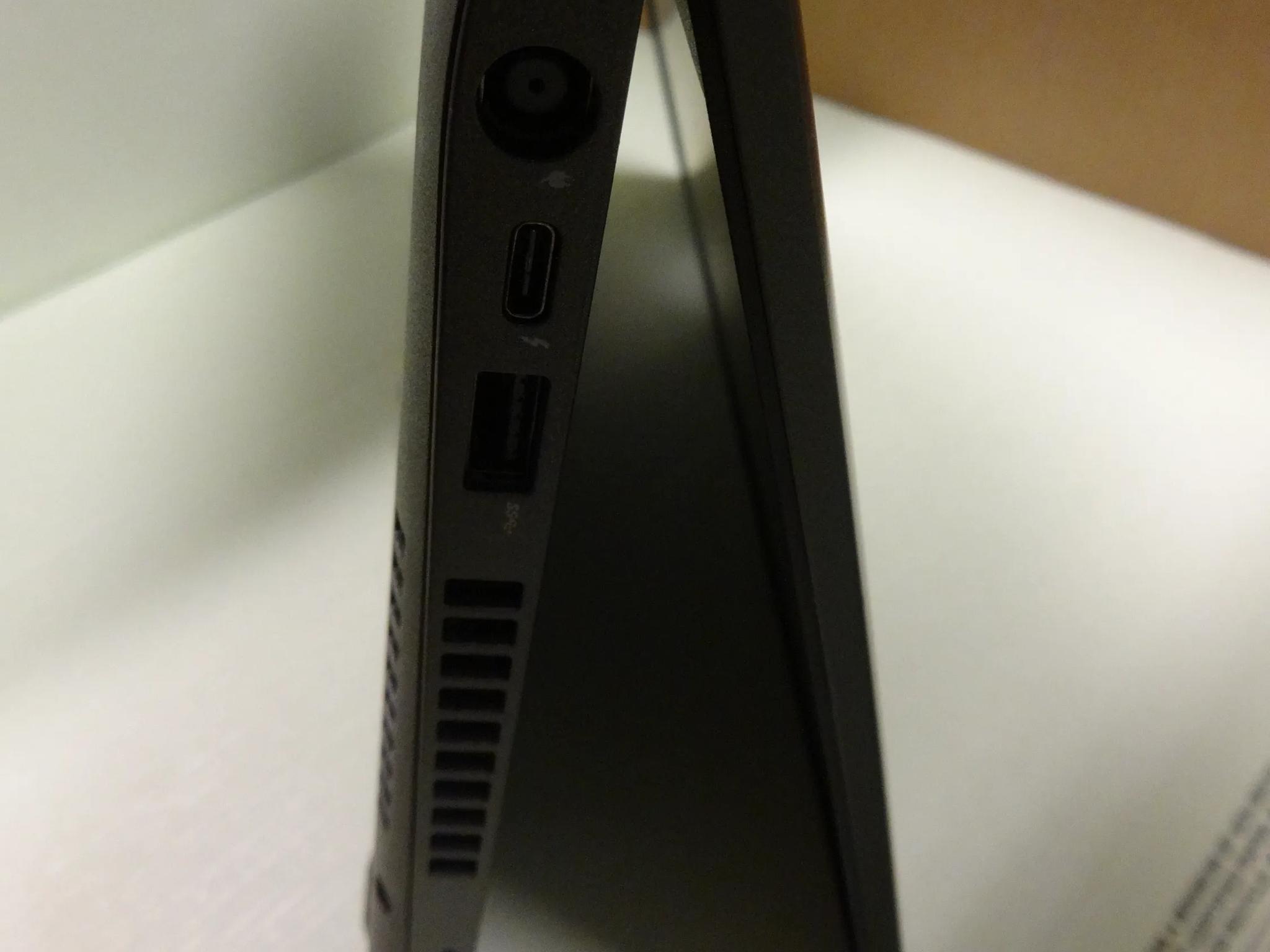Dell 14" Latitude 5400 Intel i7-8665U 32GB Memory 256GB SSD Win11 Pro with USB-C Charger