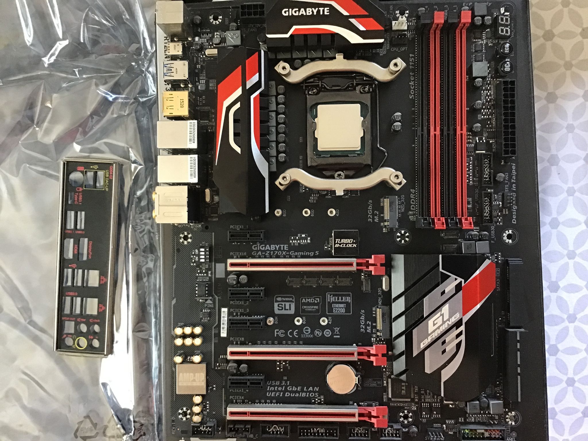 USED; Intel CPU / GIGABYTE Motherboard Combo!