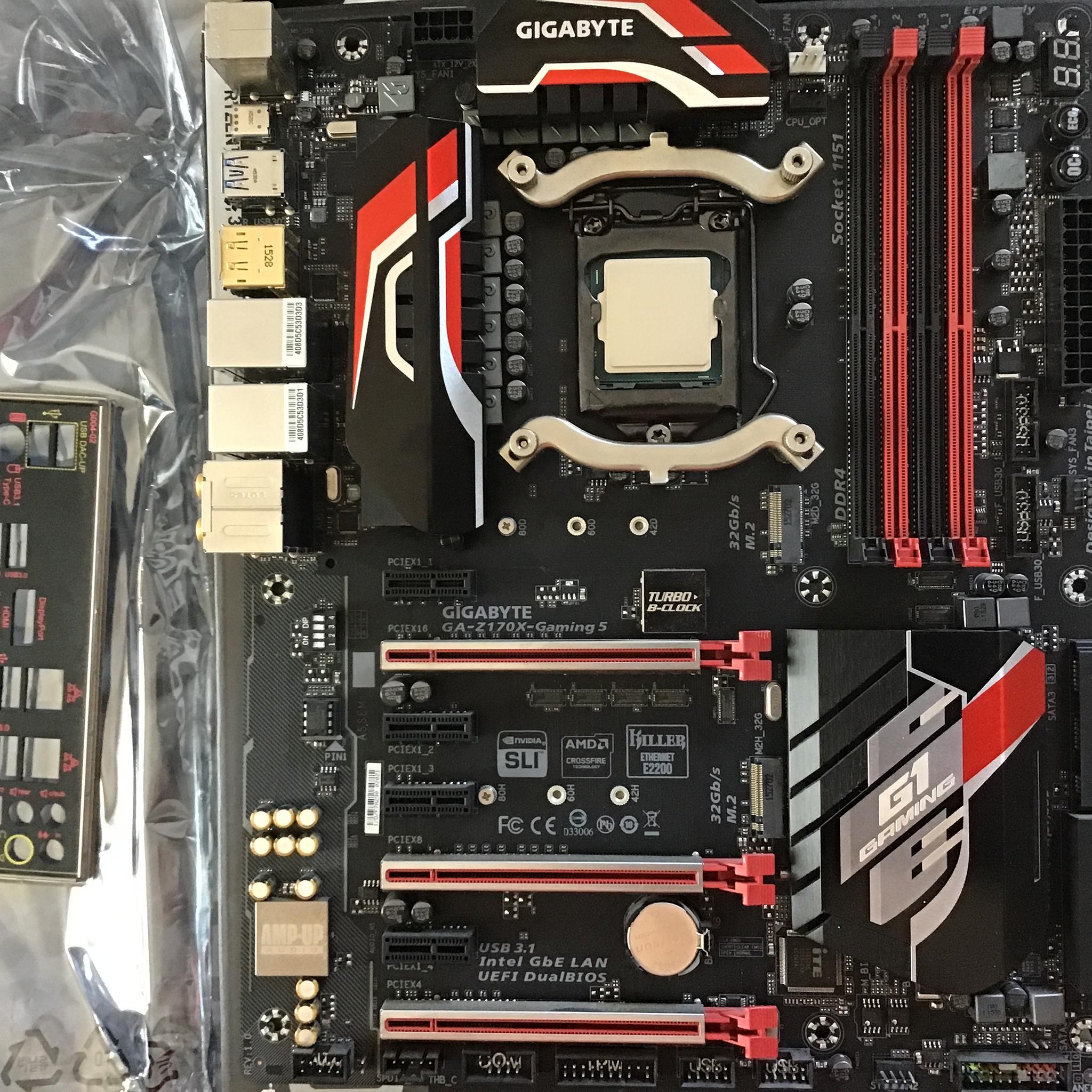 USED; Intel CPU / GIGABYTE Motherboard Combo!