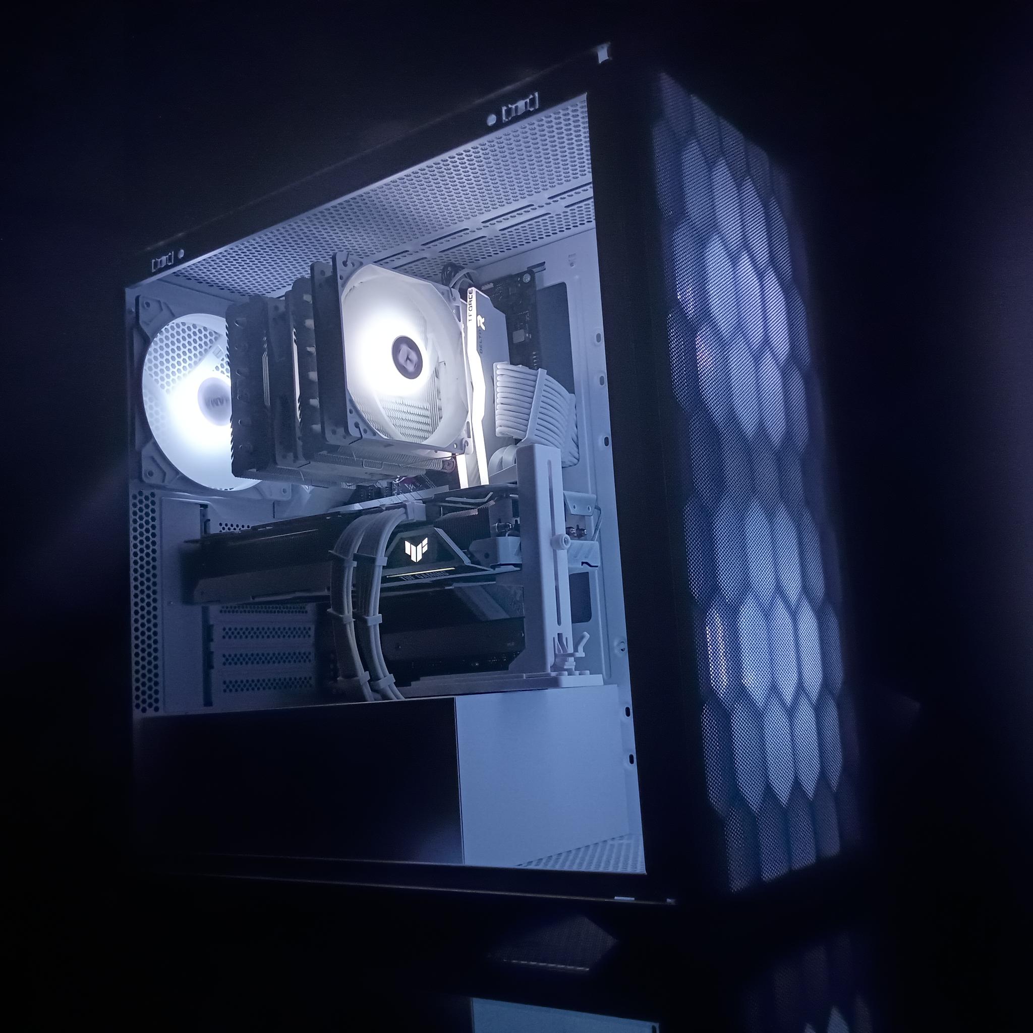 🤍White 1080/1440 Mid-Range PC🤍| 5700x | 3070 Ti | 32GB RAM 3200 | 1TB SSD
