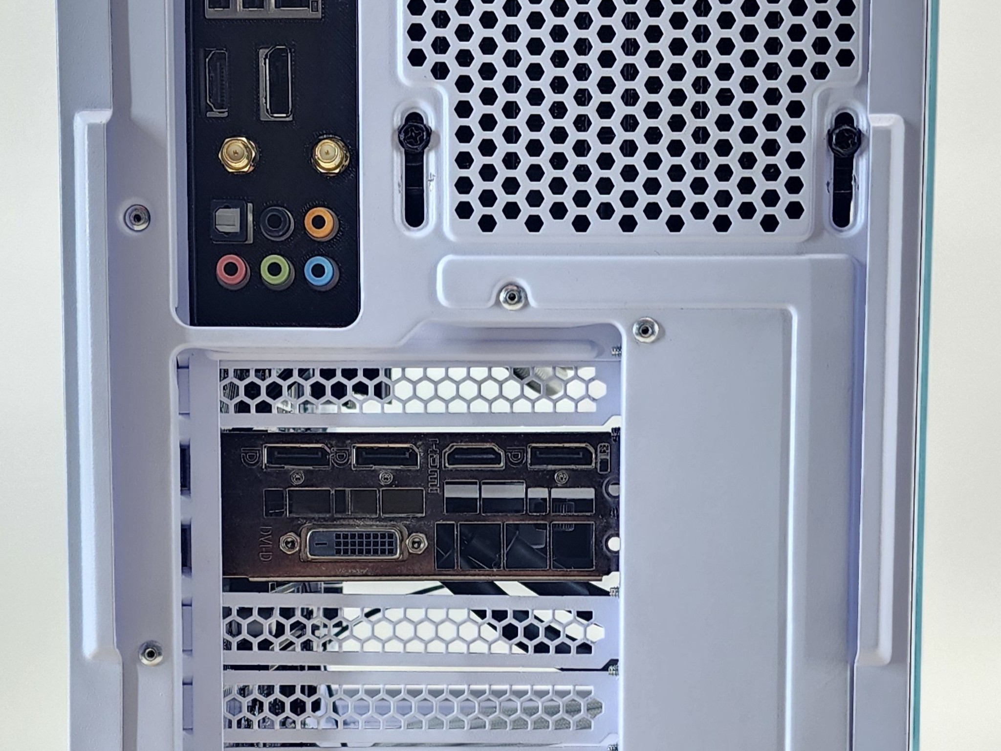 Gaming PC Ryzen 5 5600X 32GB RAM 1TB SSD GTX 1080 8GB Windows 11 Computer