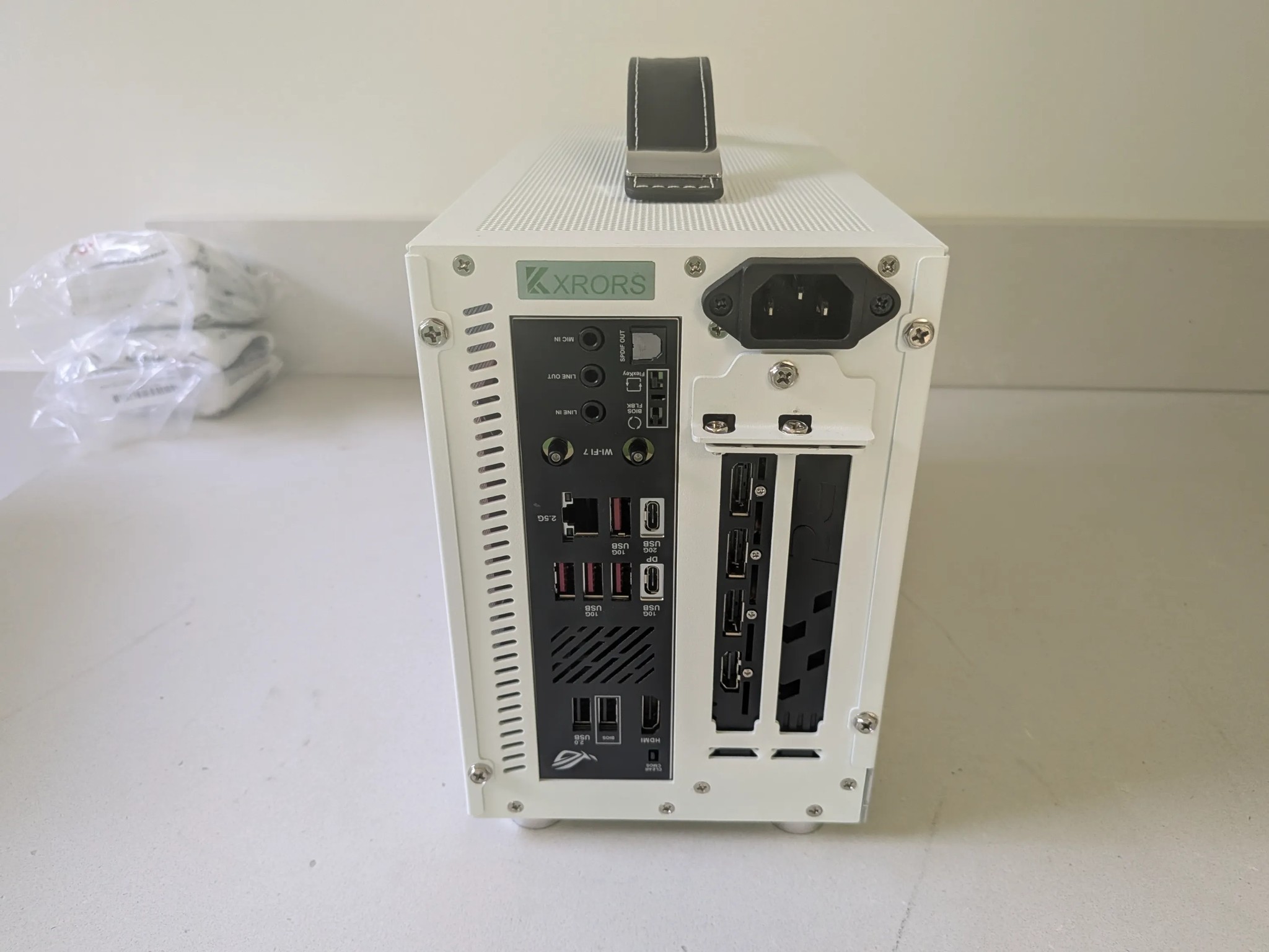 RX 9070 Mini ITX Gaming PC - Ryzen 5 7600X3D, AMD Radeon RX 9070, 64 GB DDR5, 4 TB NVME
