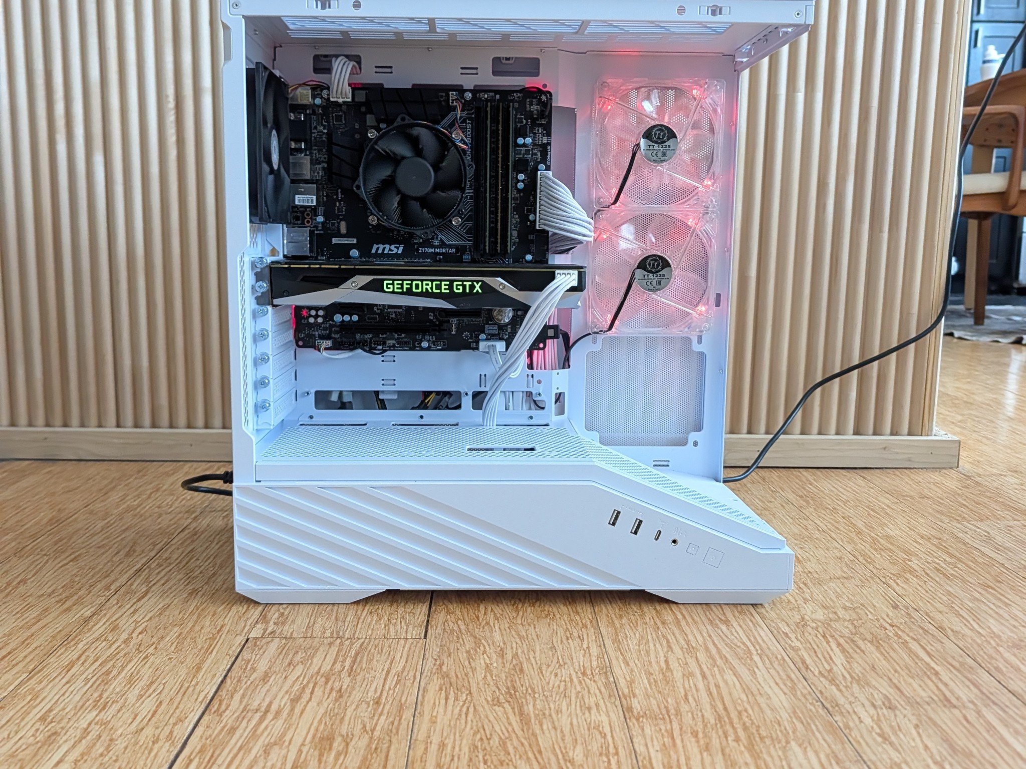 Custom I7 Gaming PC | GTX 1080 | I7 6700 | 16GB | 256GB |
