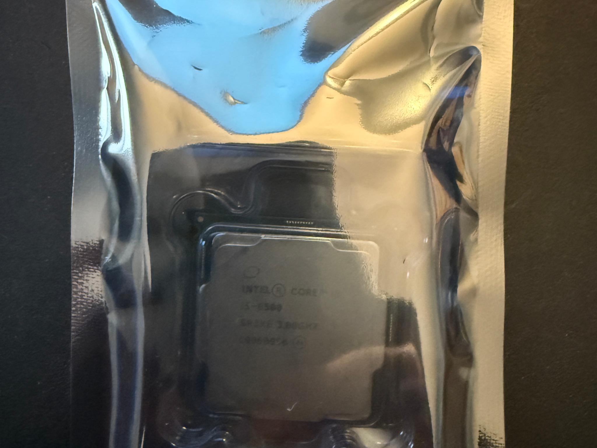 Intel i5-8500