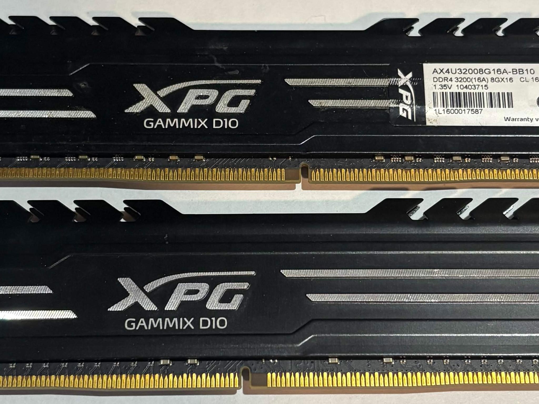 XPG Gammix D10 16GB (2x8GB) DDR4 3200MHz CL16 Gaming Memory Kit | Tested Working