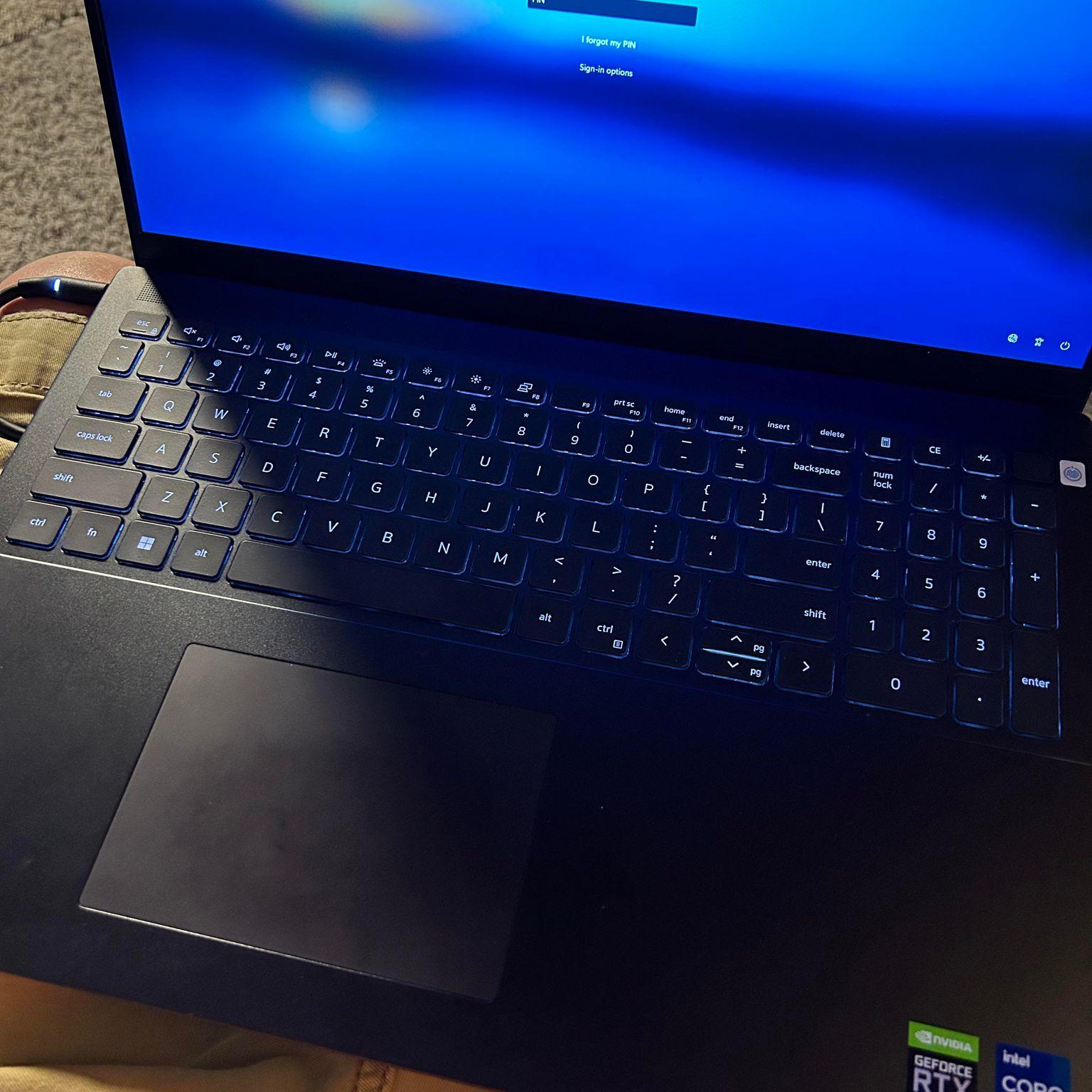Like new UPGRADED Dell Vostro 7620