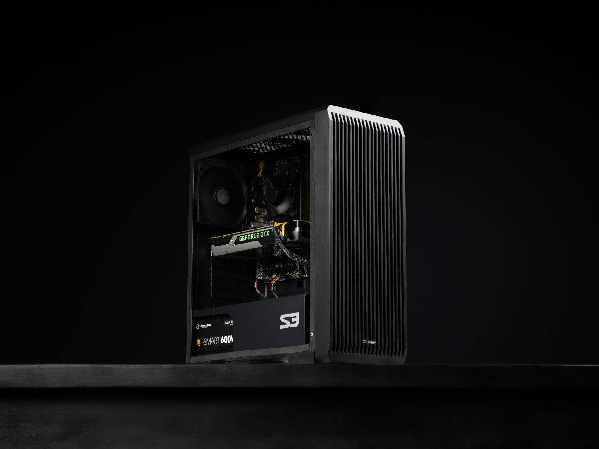 \ IF-05 / GTX 980 Ti Intel Core i5 6600K 8GB 1.2TB Windows 11 Gaming PC Powerhouse
