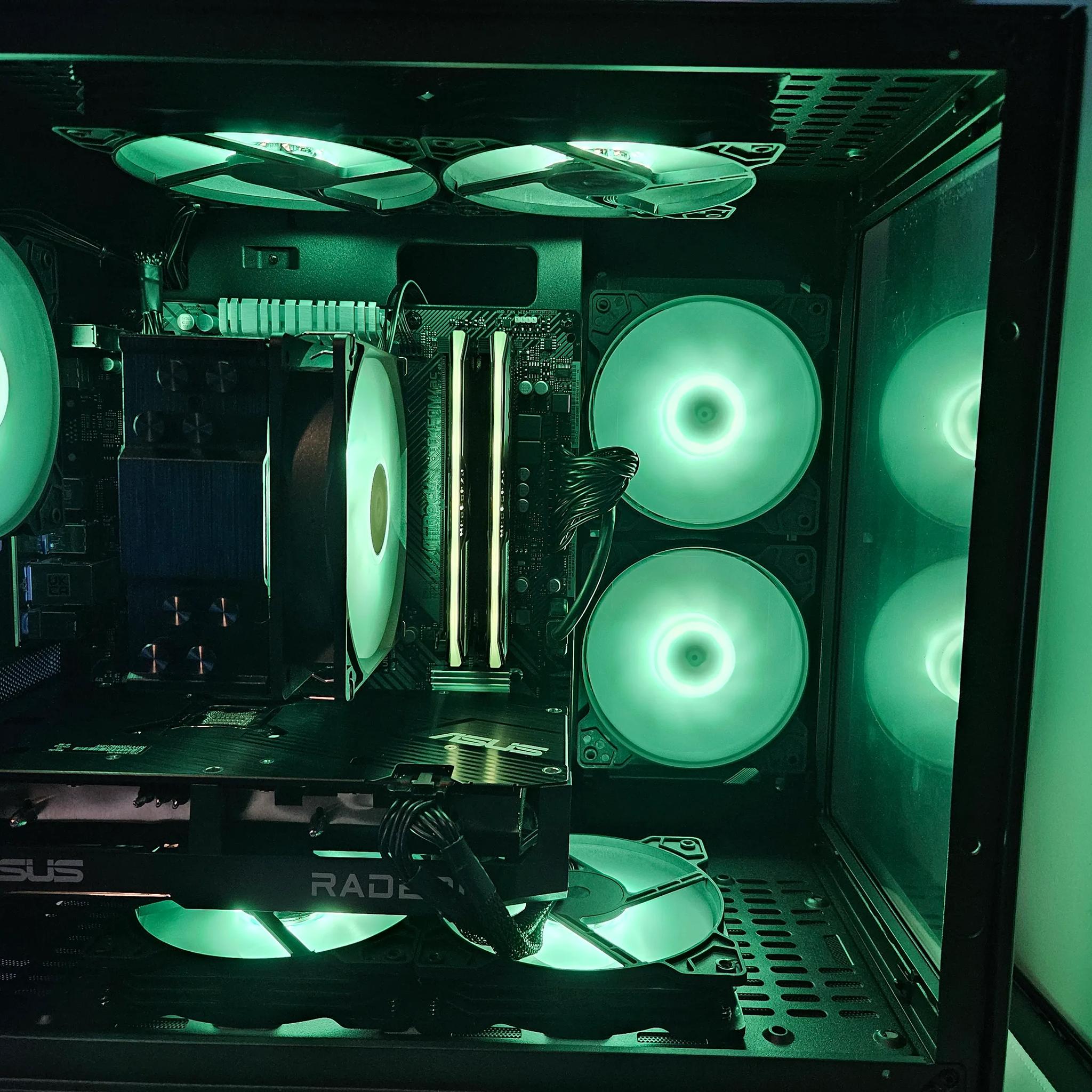 Dark Side Gaming RIG Ryzen 5 / 16GB / 1TB SSD / RX 7600