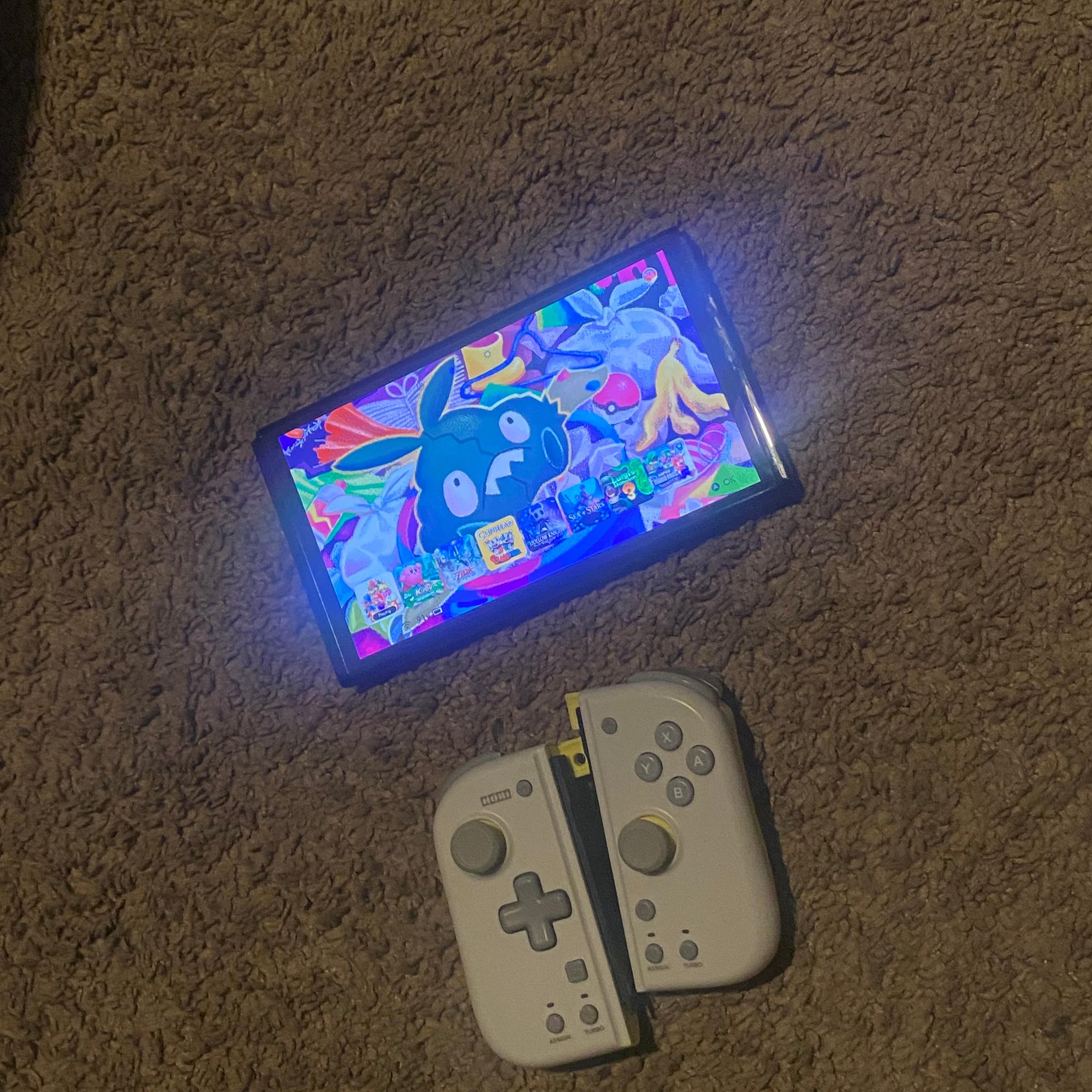Nintendo Switch OLED RP2040 PICOFLY w/ Hori Split Pad Pro, Charger and 512gb sd card