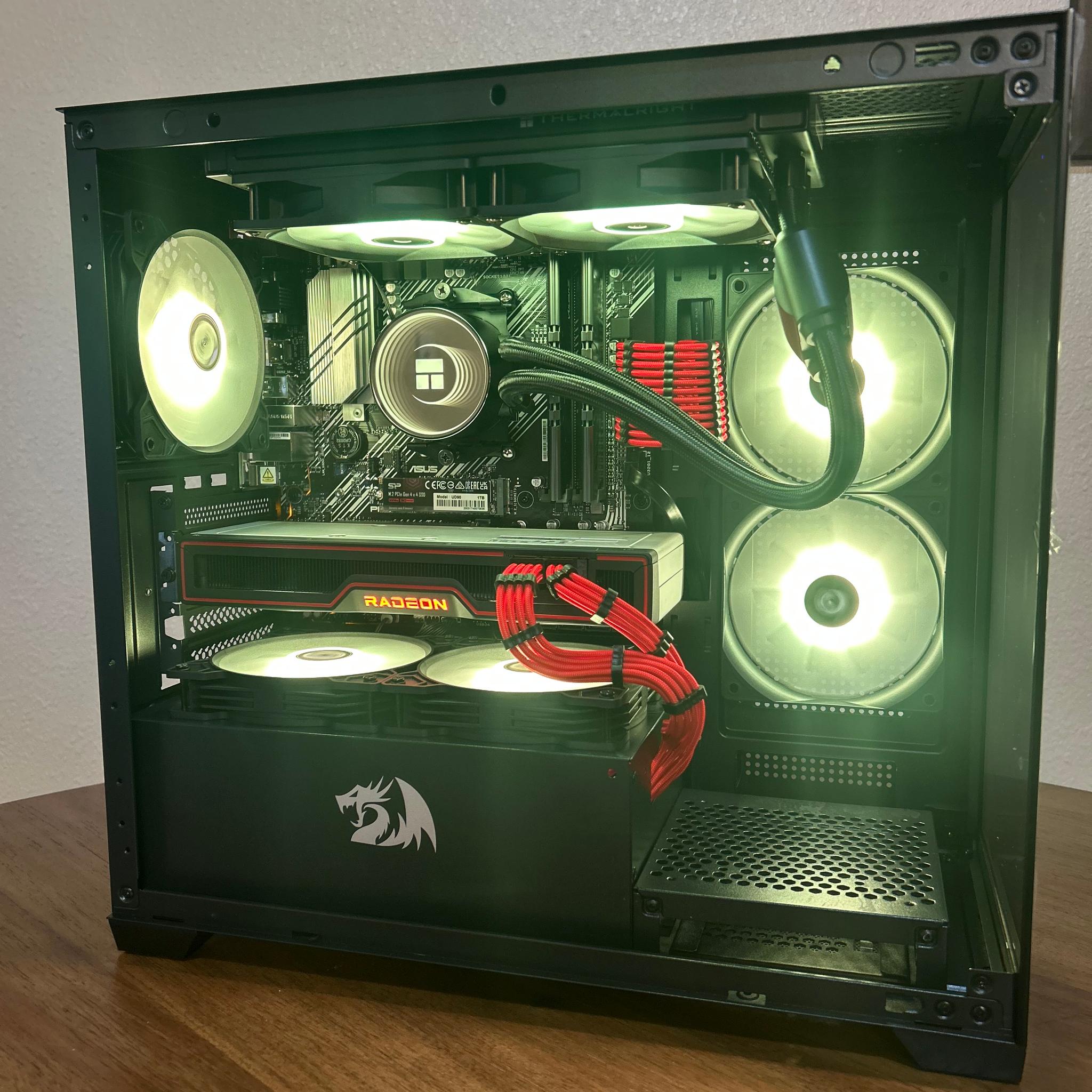 AMD Radeon 6700XT 12GB Ryzen 5 5600 16GB RAM 1TB m.2 SSD ARGB gaming beast