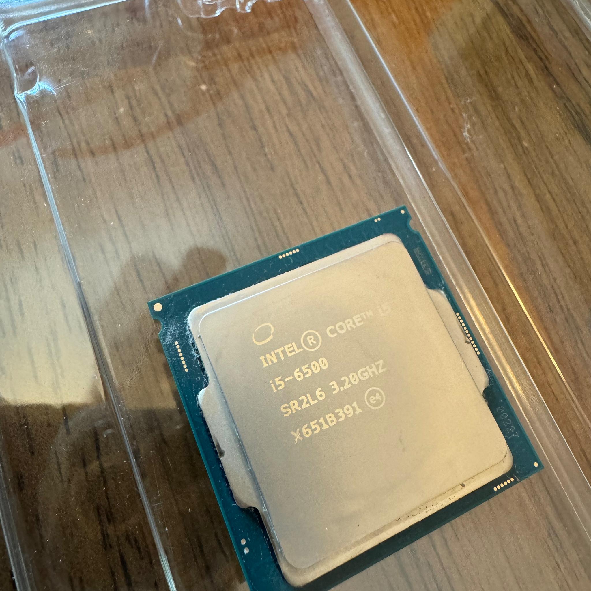 Intel i5 6500 - 3.20 Ghz | 4-Core