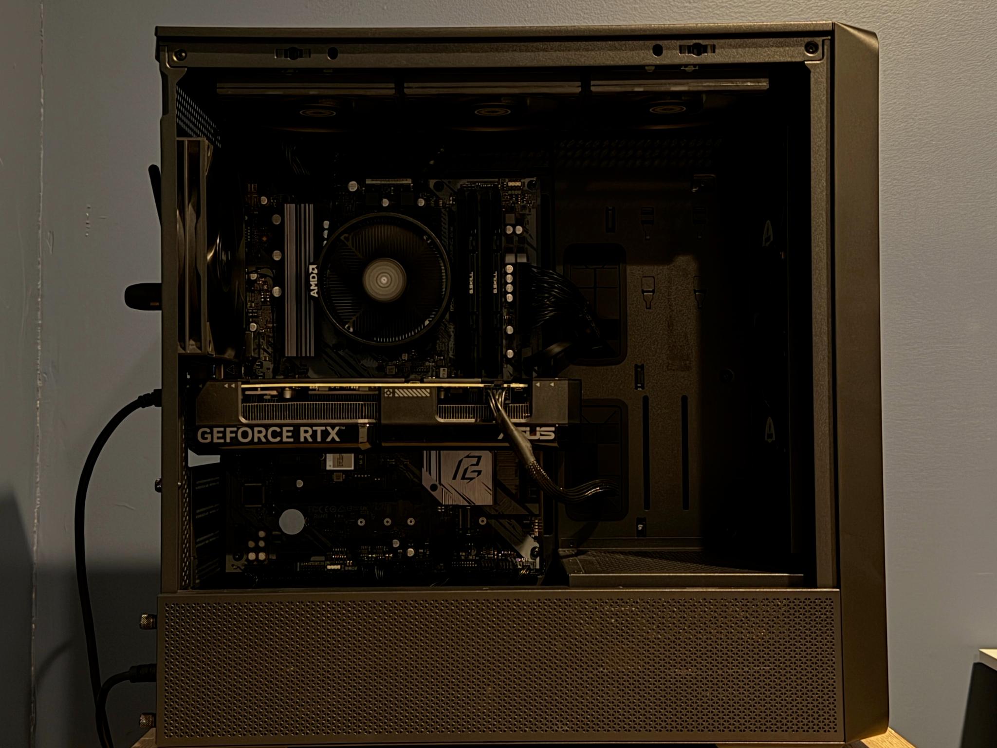 Gaming PC | RTX 4070 | Ryzen 5 5600x