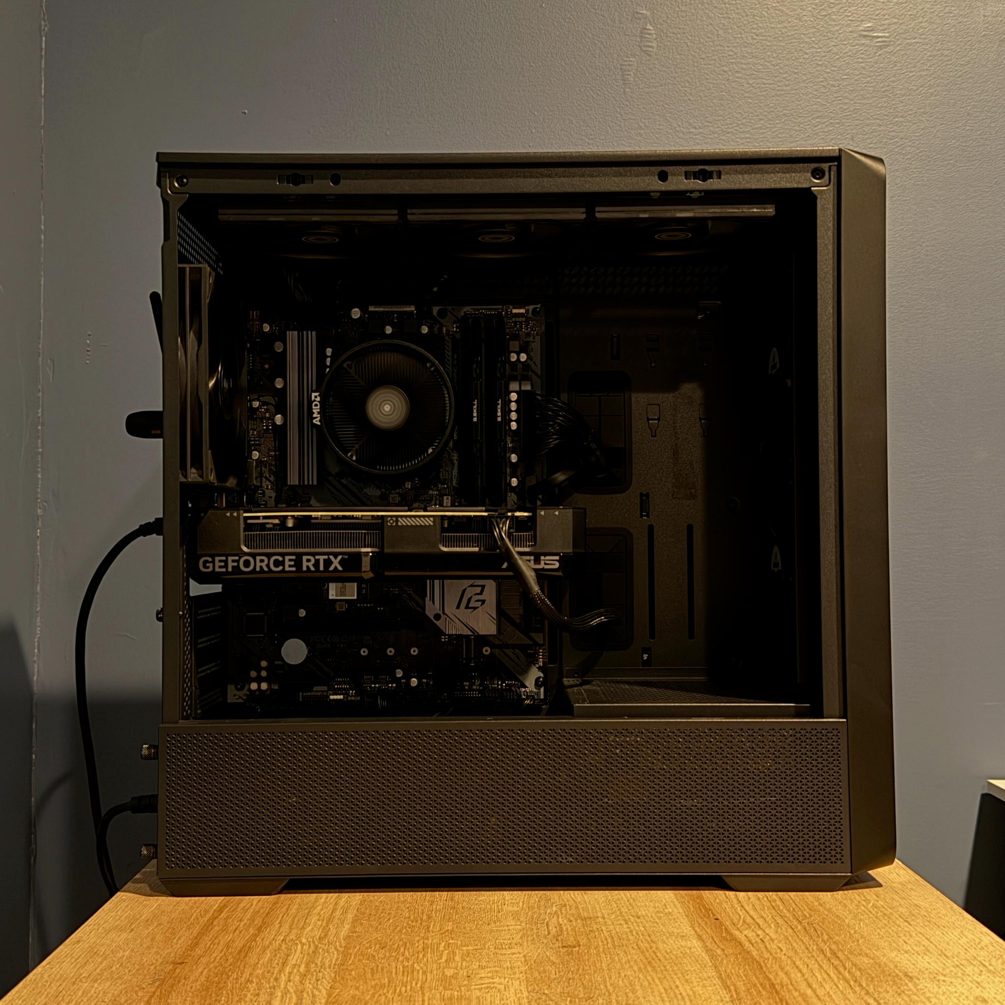 Gaming PC | RTX 4070 | Ryzen 5 5600x