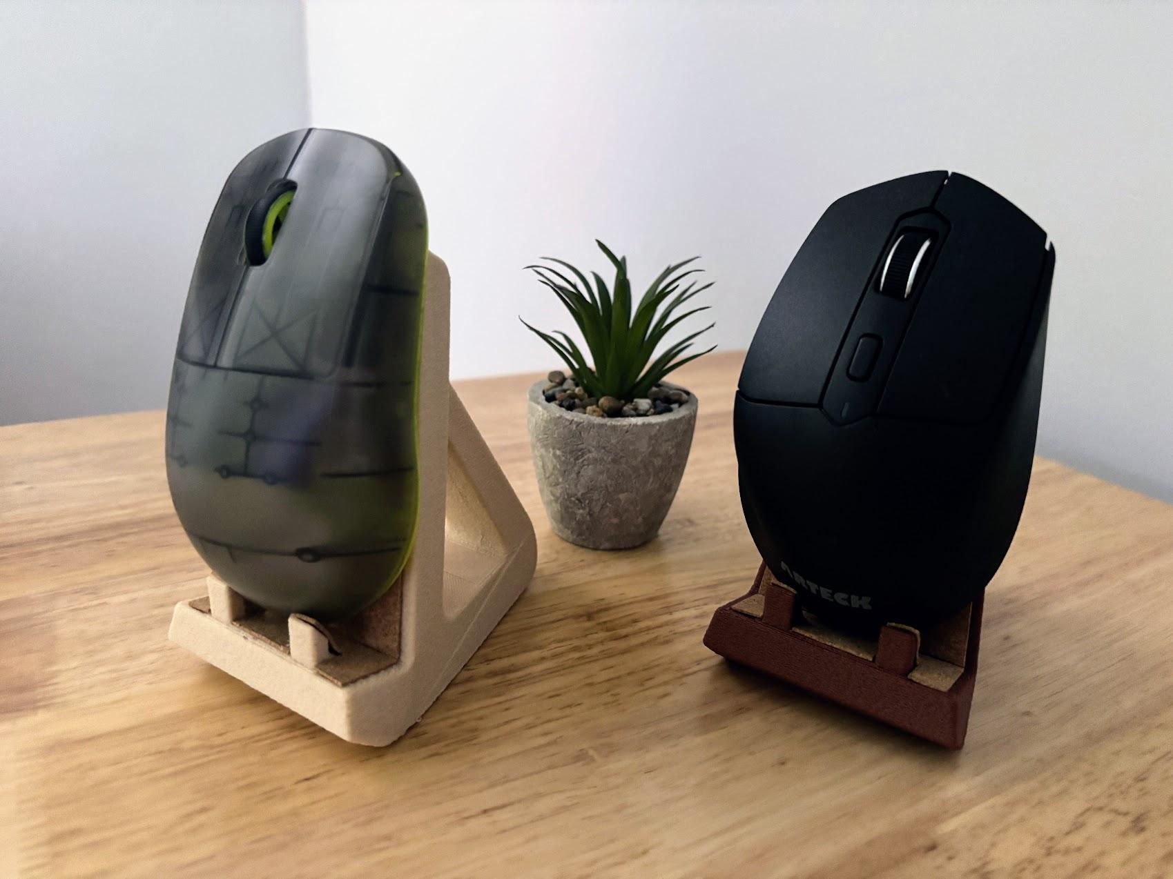 Minimalist Wood PLA Mouse Stand, Cork Lined, Gaming Desk Accessory (3D Printed)