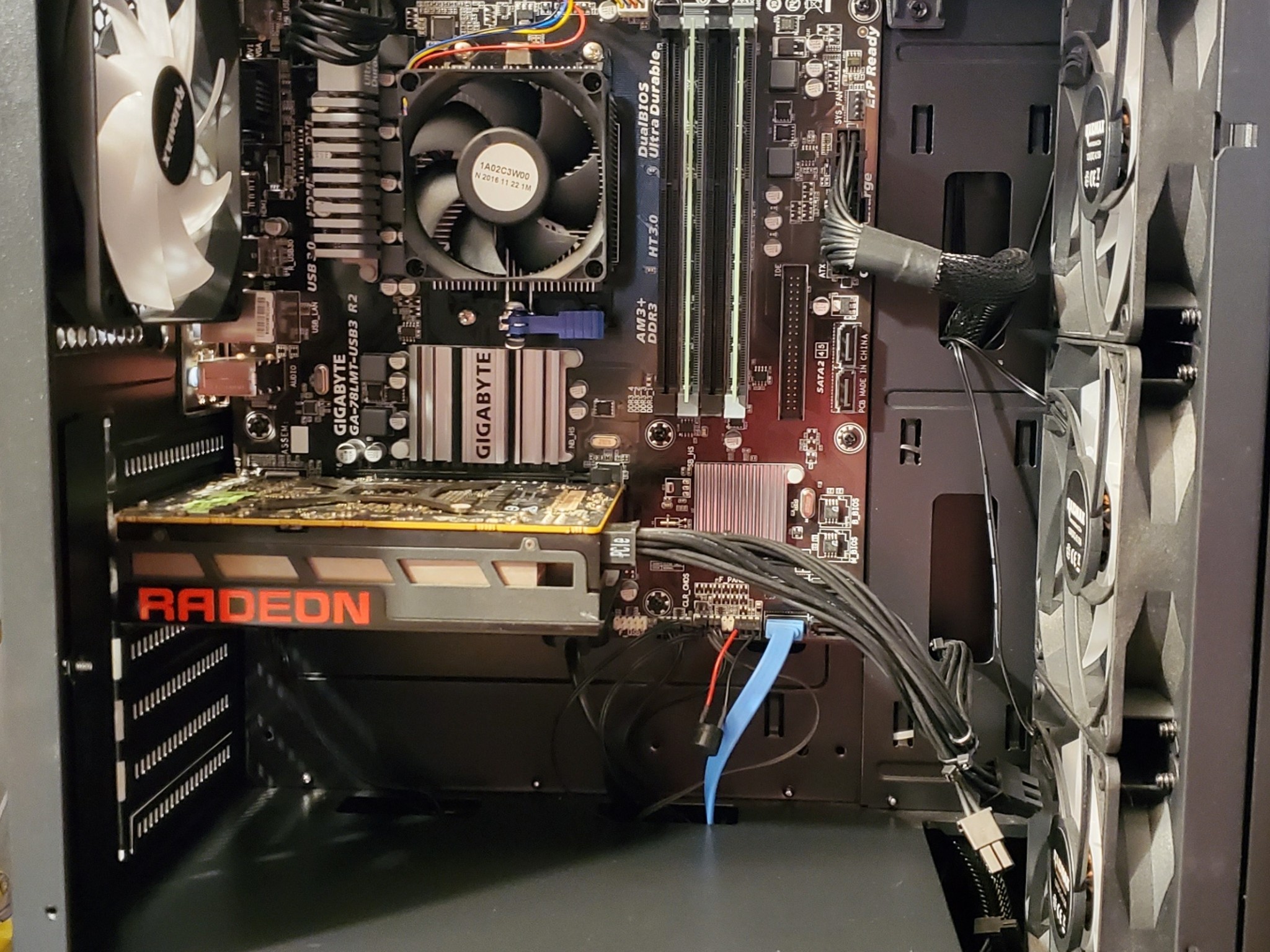 AMD FX-8320e X AMD R9 Fury Nano