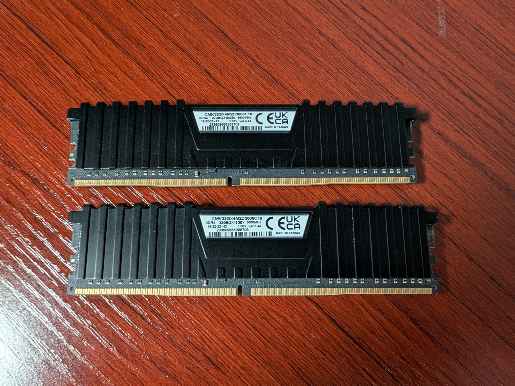 Corsair Vengeance LPX 32GB DDR4 (2x16GB) 3600MHz CL18