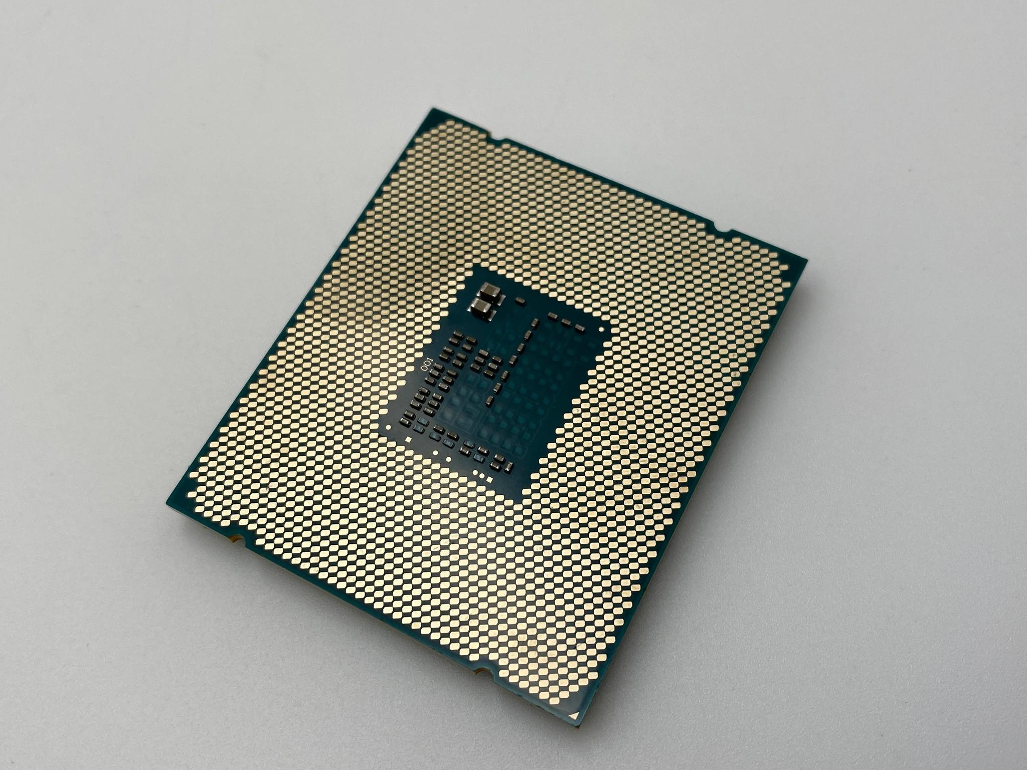 Intel Xeon E5-2620 V3 2.40GHz 6-Core LGA 2011-3 Server Processor CPU SR207 85W