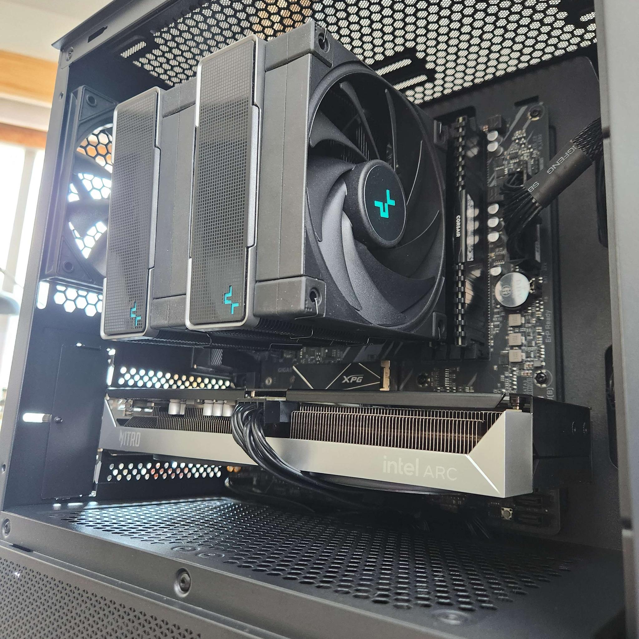 🍀Intel Arc B580 | Ryzen 5 5600X | 32GB DDR4 | 2TB NVMe | WiFi | Windows 11