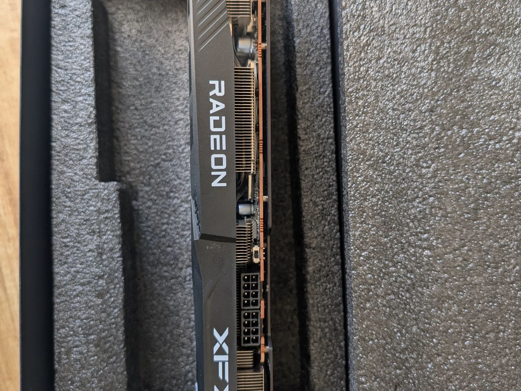 XFX Swift AMD Radeon RX 6700XT
