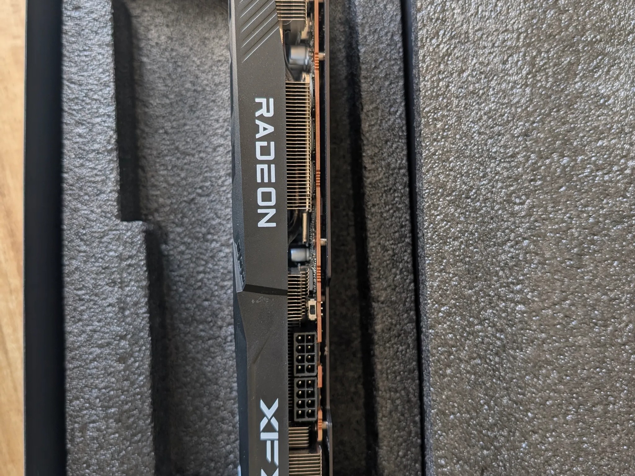 XFX Swift AMD Radeon RX 6700XT