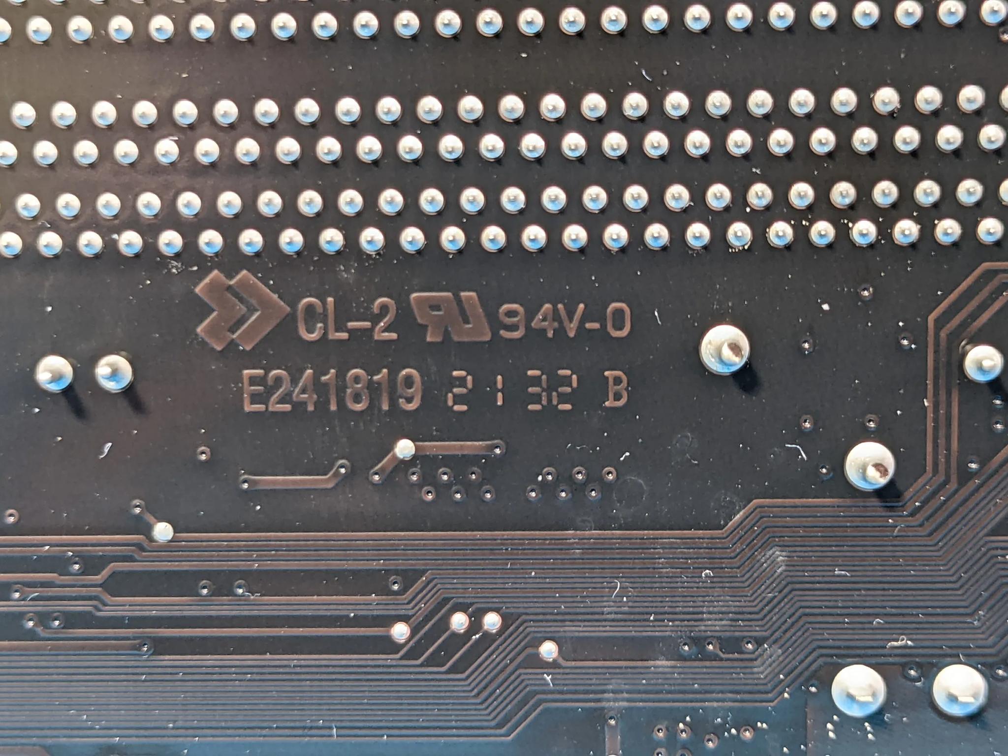 Gigabyte B550 UD AC AMD Socket AM4 DDR4 ATX PCIe 4.0 Desktop Motherboard & I/O Shield