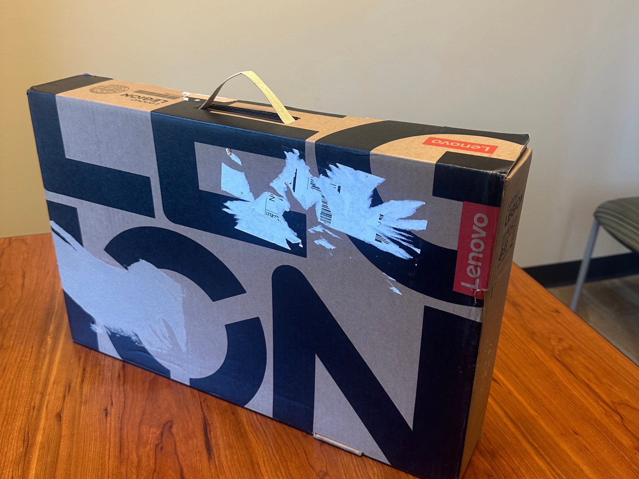 Lenovo Legion 5i Gen 10 Intel (15") with RTX™ 5060 165hz 1440p OLED,