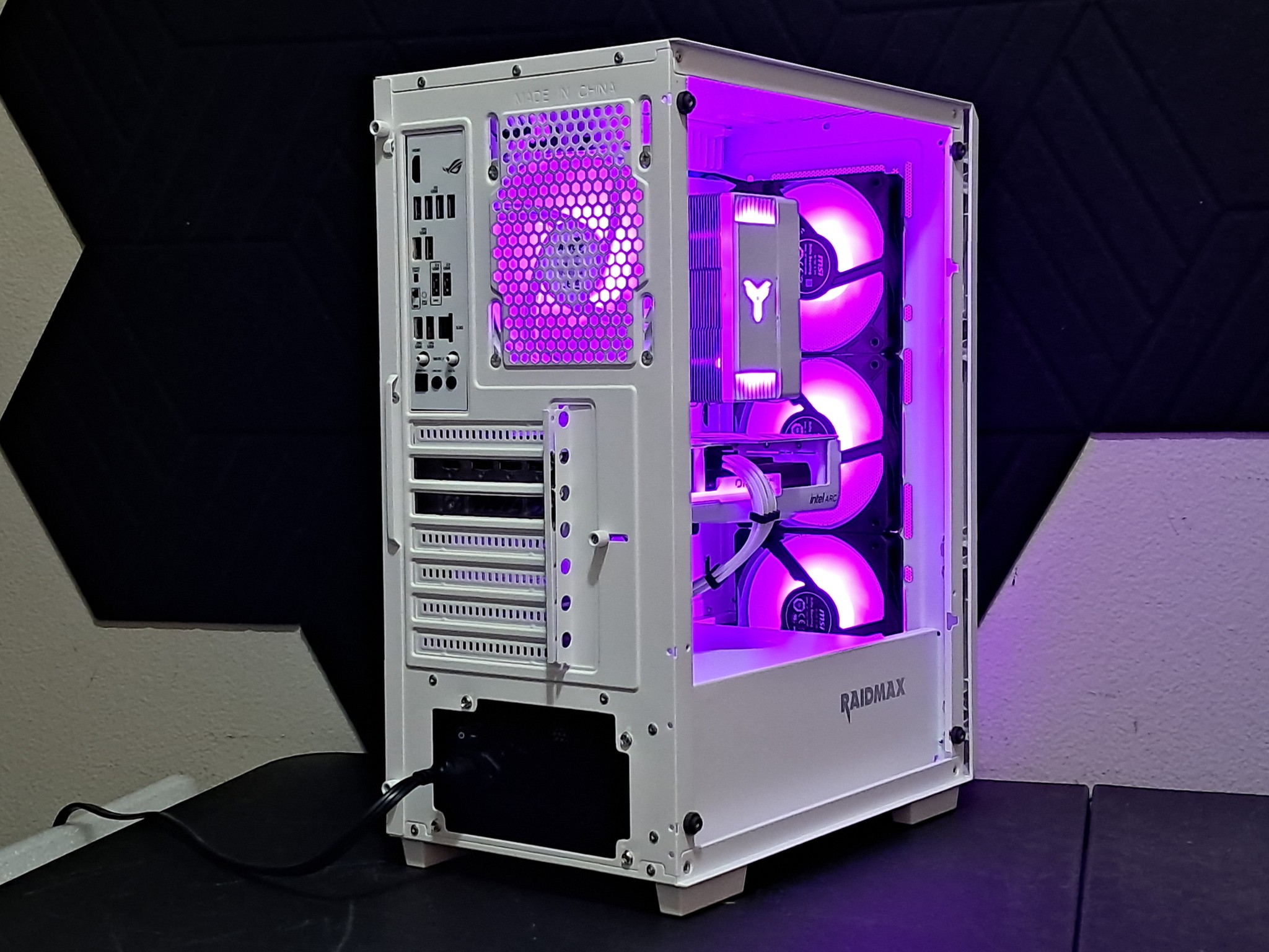 ROG Strix 1440p Gamer | Ryzen 5 7500F | Arc B580 | 1TB SSD | 16GB DDR5-6000 | WiFi!