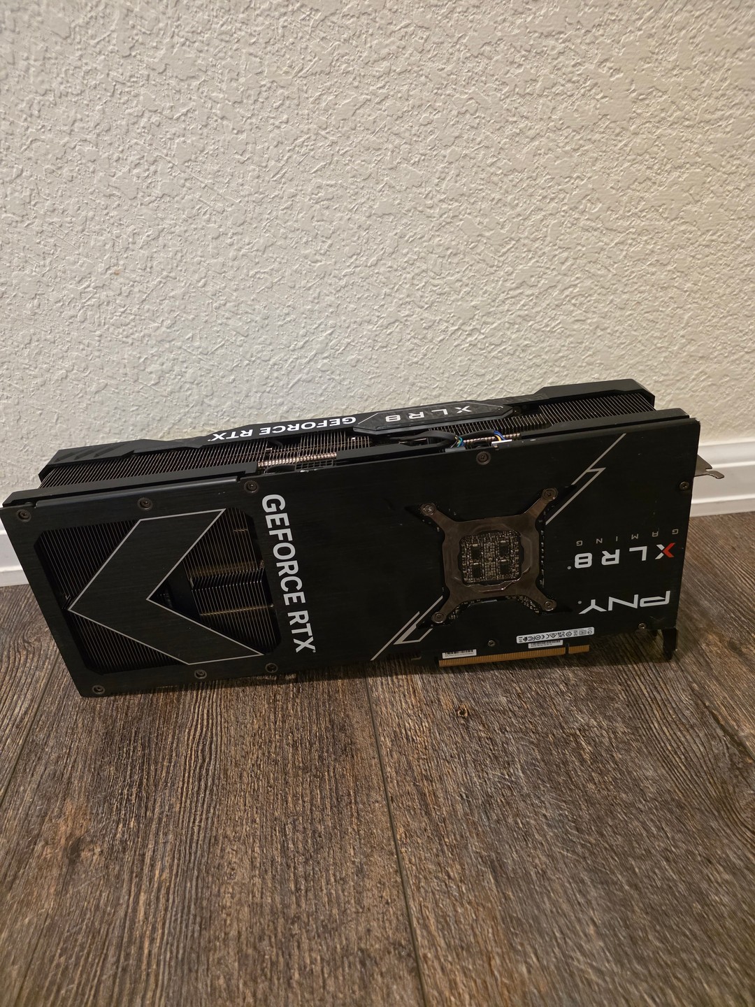 PNY XLR8 Gaming VERTO EPIC-X RGB OC GeForce RTX 4090 | Jawa