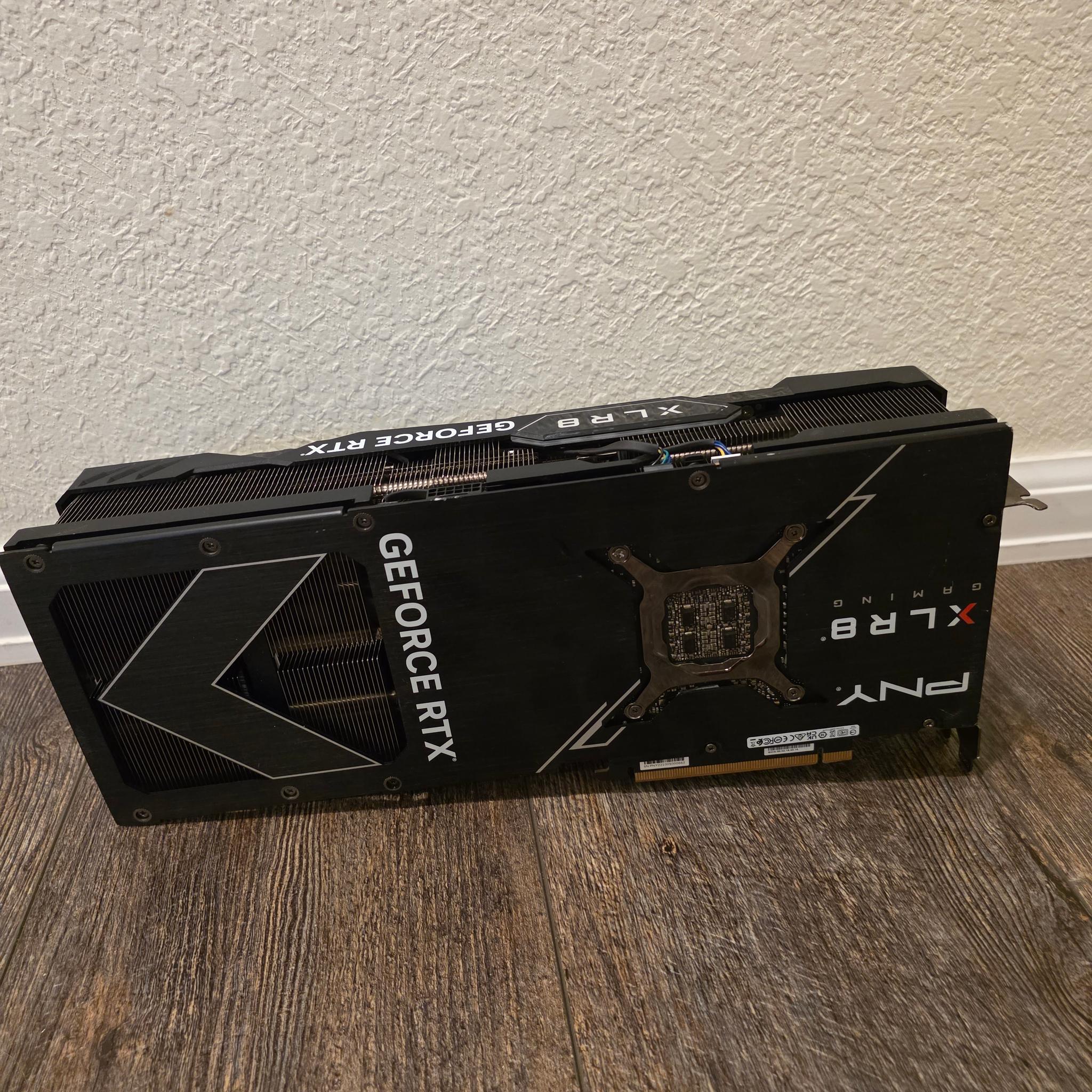 PNY XLR8 Gaming VERTO EPIC-X RGB OC GeForce RTX 4090
