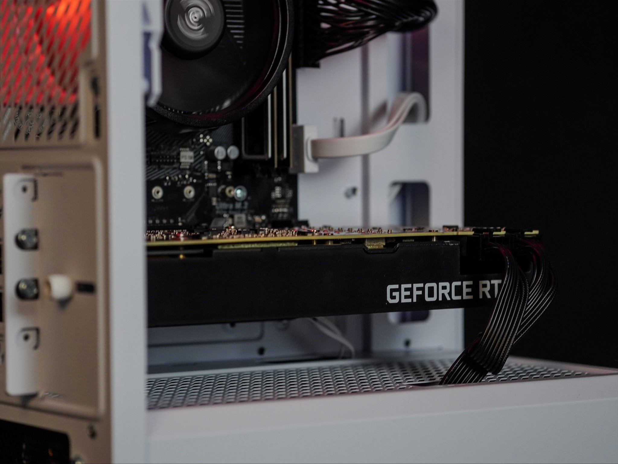 Clean Gaming PC - Ryzen 5 5500 | RTX 3070 8GB | 16GB DDR4