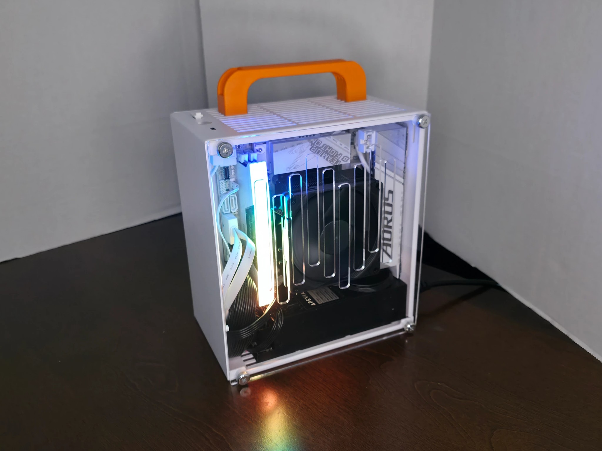 NEW Mini ITX Compact Portable Gaming PC for Travel