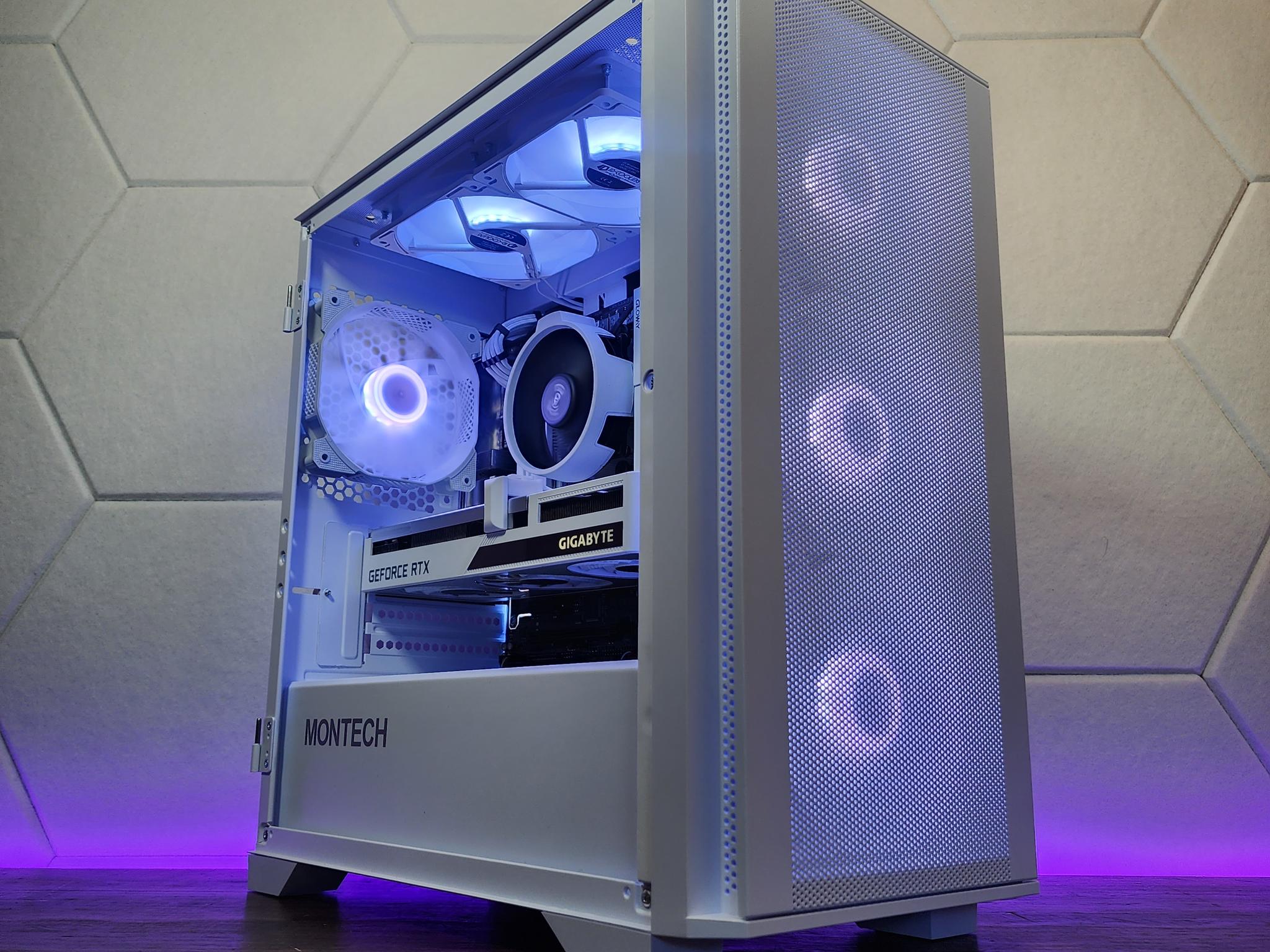 💙🤍 RTX 3060 // Ryzen 5 4500 // 16GB 3200MHz // 1TB NVMe Gen 4