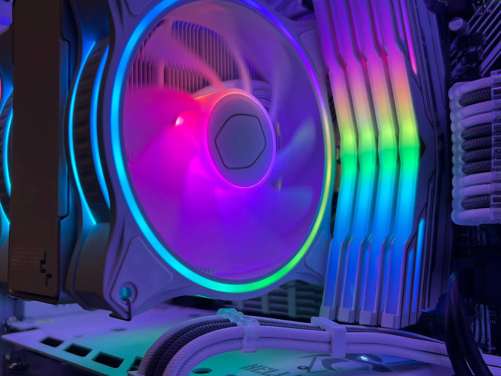 “Final Sale” AMD Ryzen 7 5700X, 32gb ddr4, Rx 6650xt, Wi-Fi 6 gaming pc "Moon"