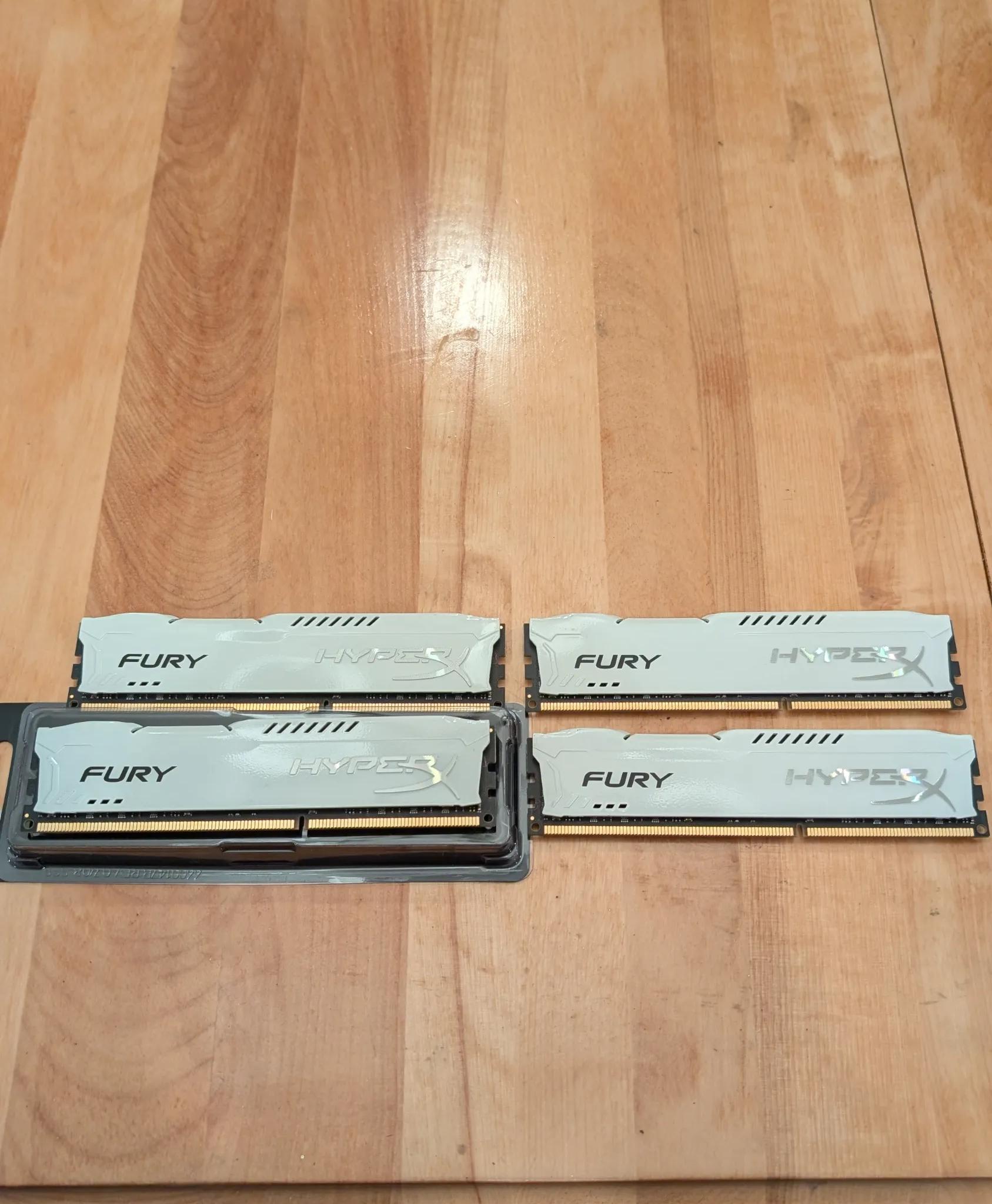 Kingston HyperX Fury 16GB DDR3-1600 CL10 240-pin DRAM/DIMM (4x4GB)