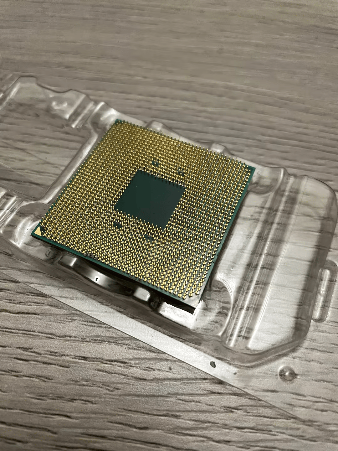 Ryzen 5 1600 with Wraith Spire cooler