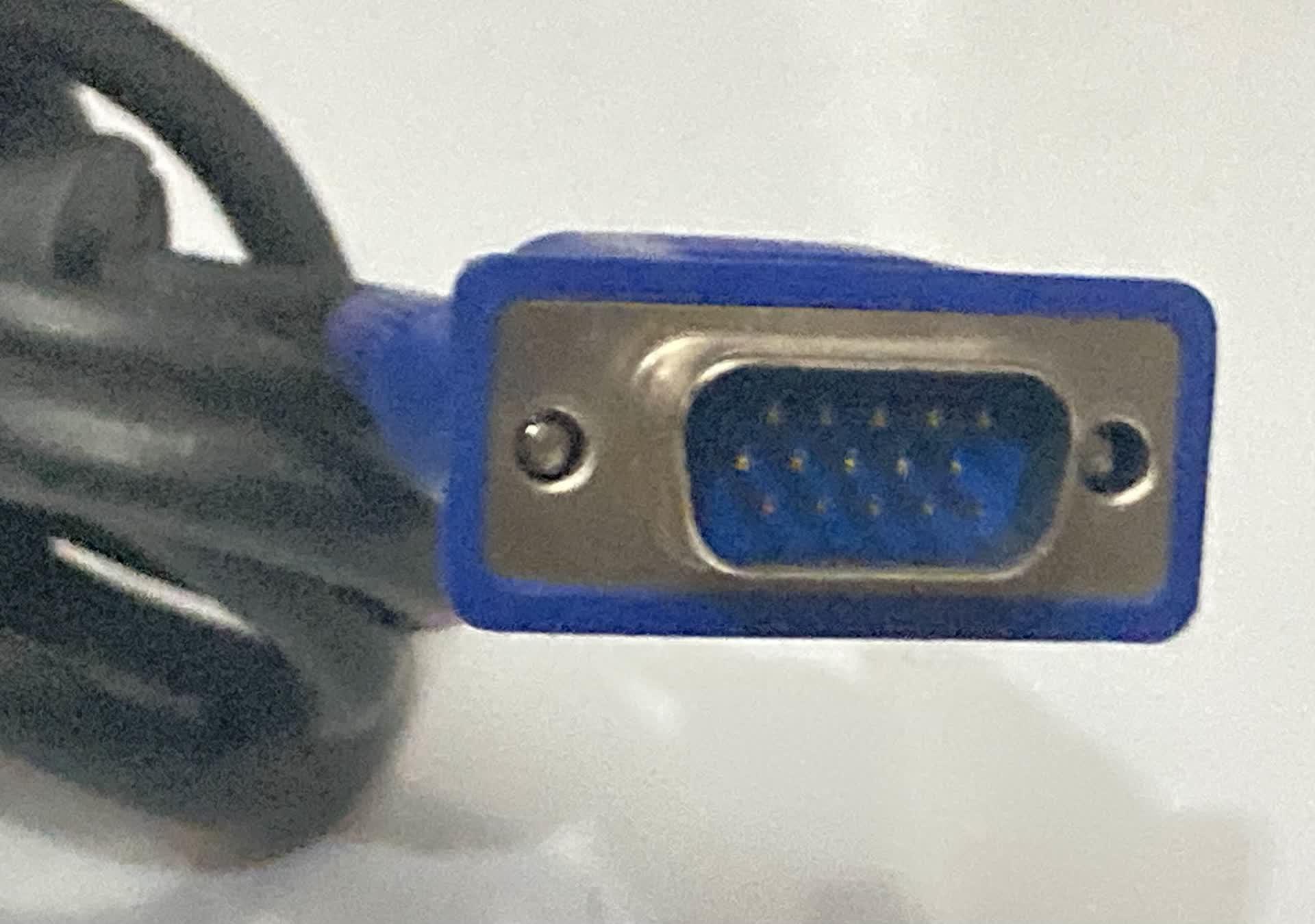 VGA Monitor Video Display 15-Pin Male-To-Male Cable PC Cord With Locking Screws
