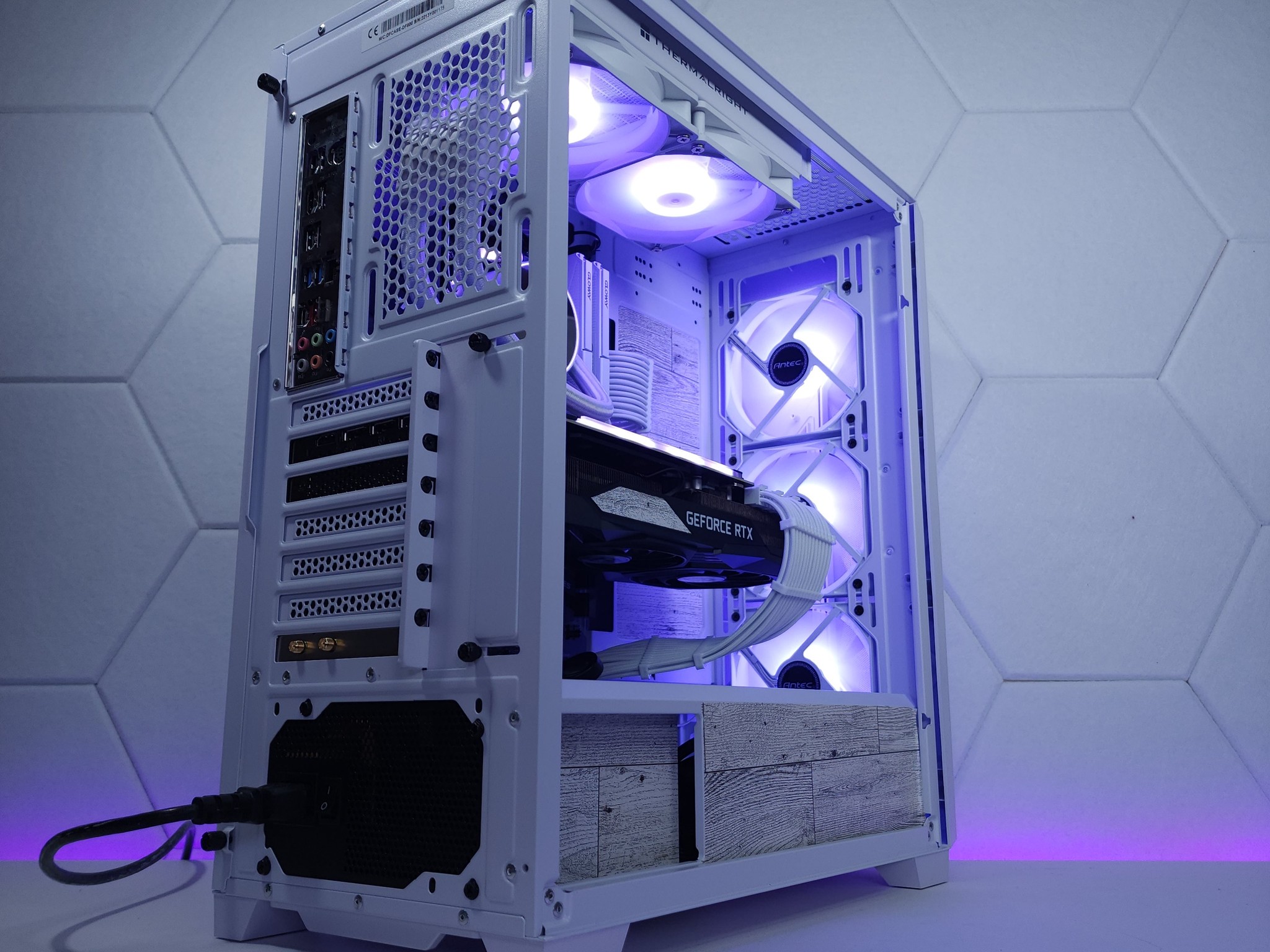 💜🤍RTX 3080Ti | Ryzen 7 5700X | 32GB 3200MHz | 1TB NVMe SSD Gen 4 》FREE SHIPPING