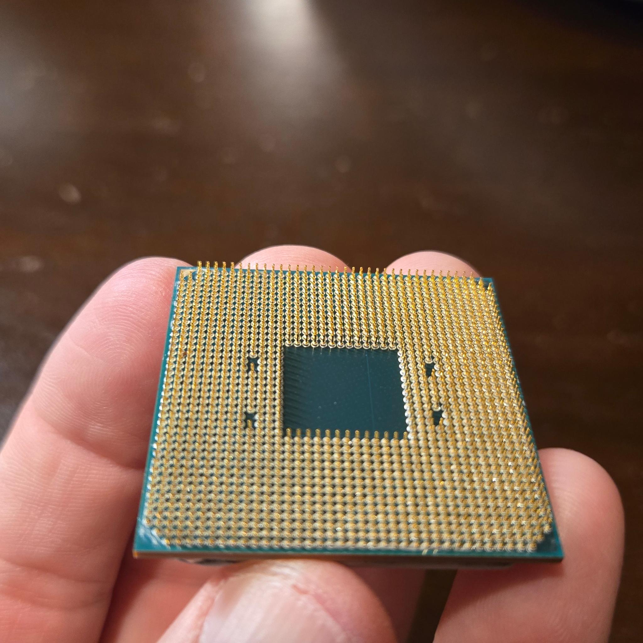 AMD Ryzen 5 3600X | AM4 | 6c 12t | 3.8ghz base, 4.4ghz boost | 95W
