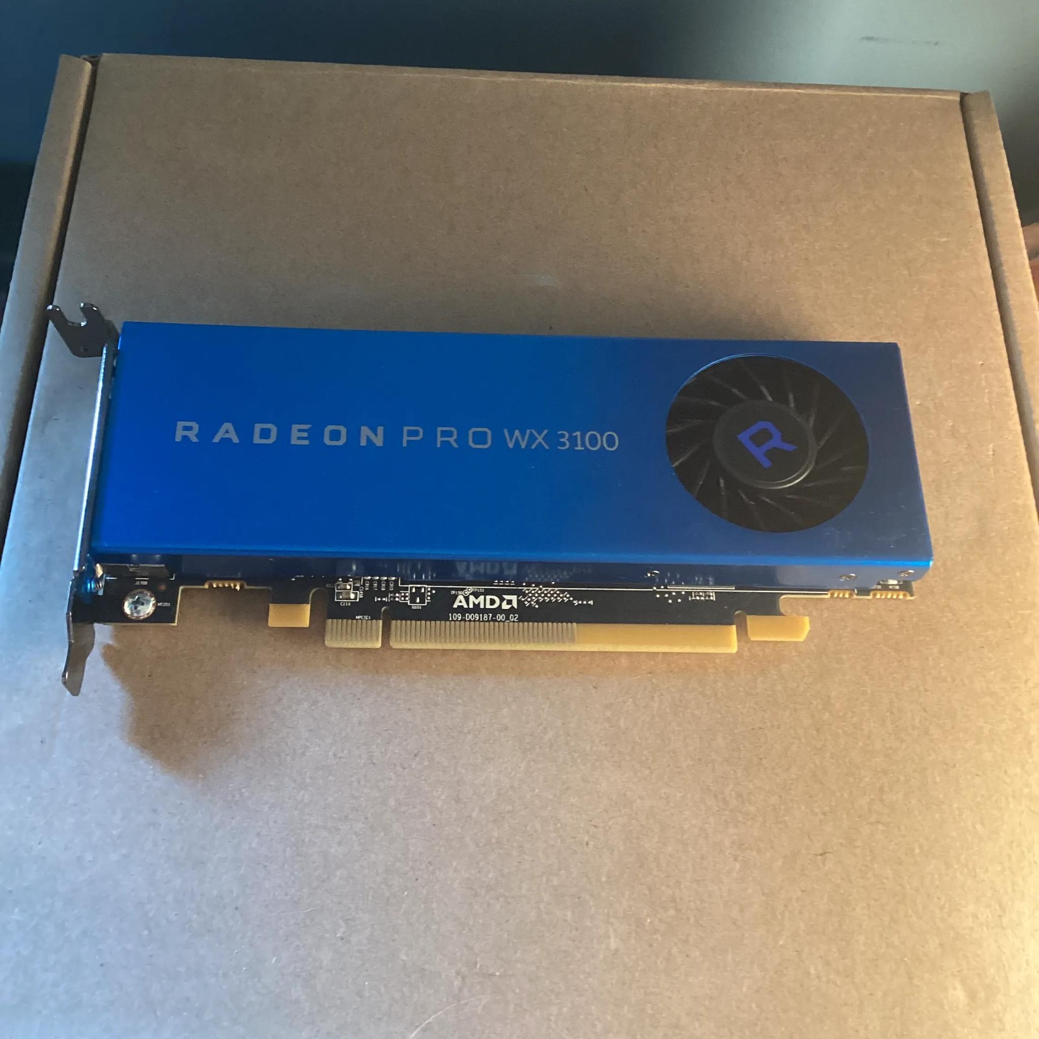AMD Radeon Pro WX 3100 Low Profile