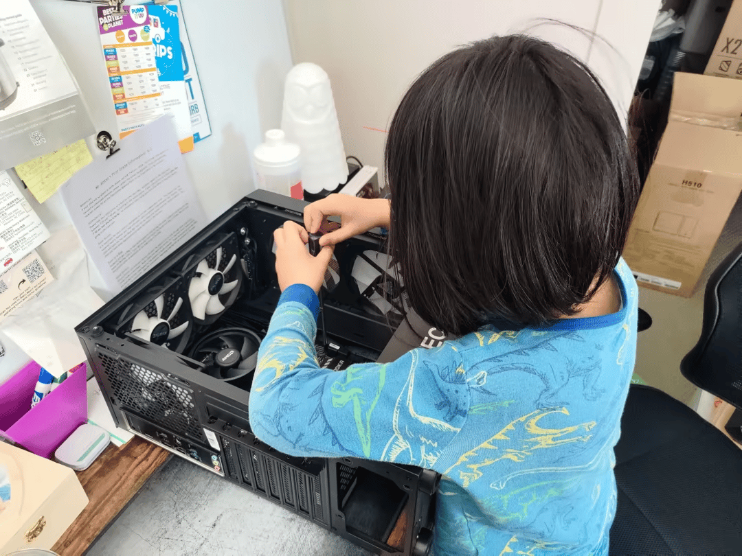 Hajime 始め | 5600G APU Entry-level Gaming PC